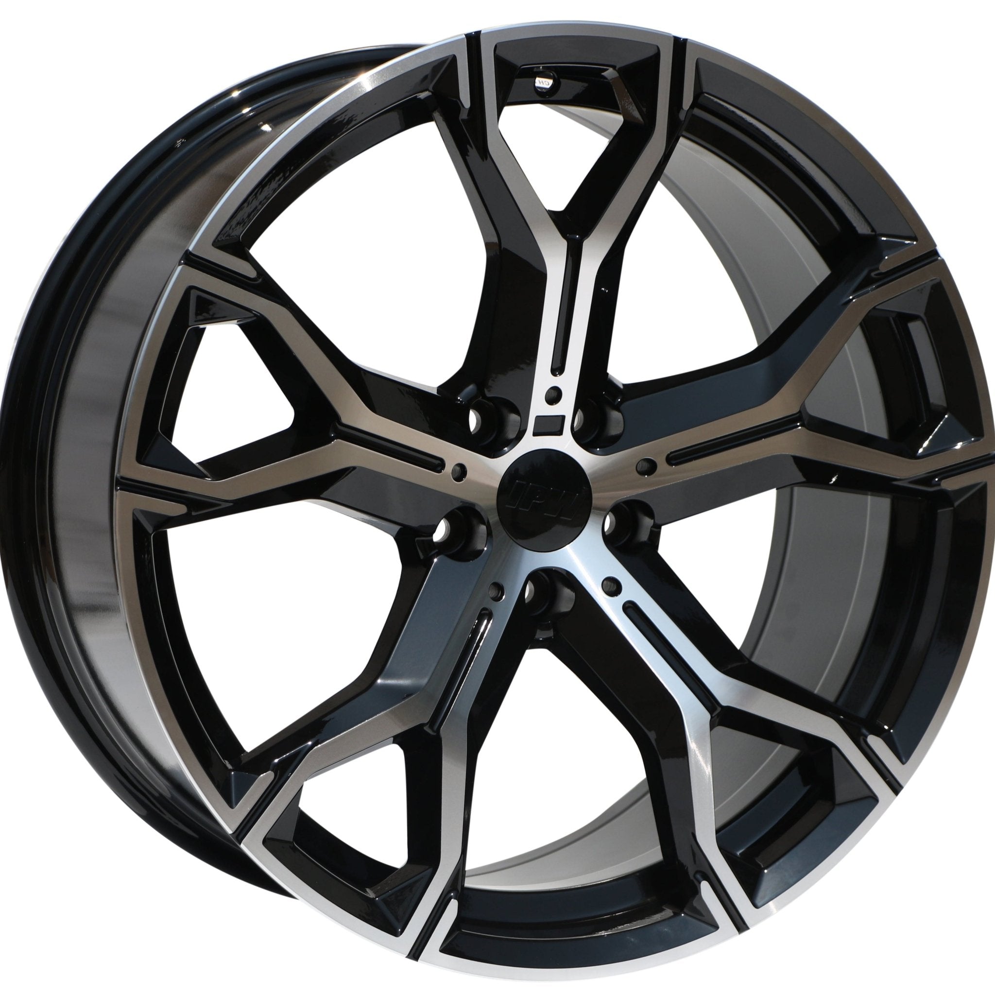 W702 D1538 Black Machined Face 22x9.5 ET37 5x120 CB74.1