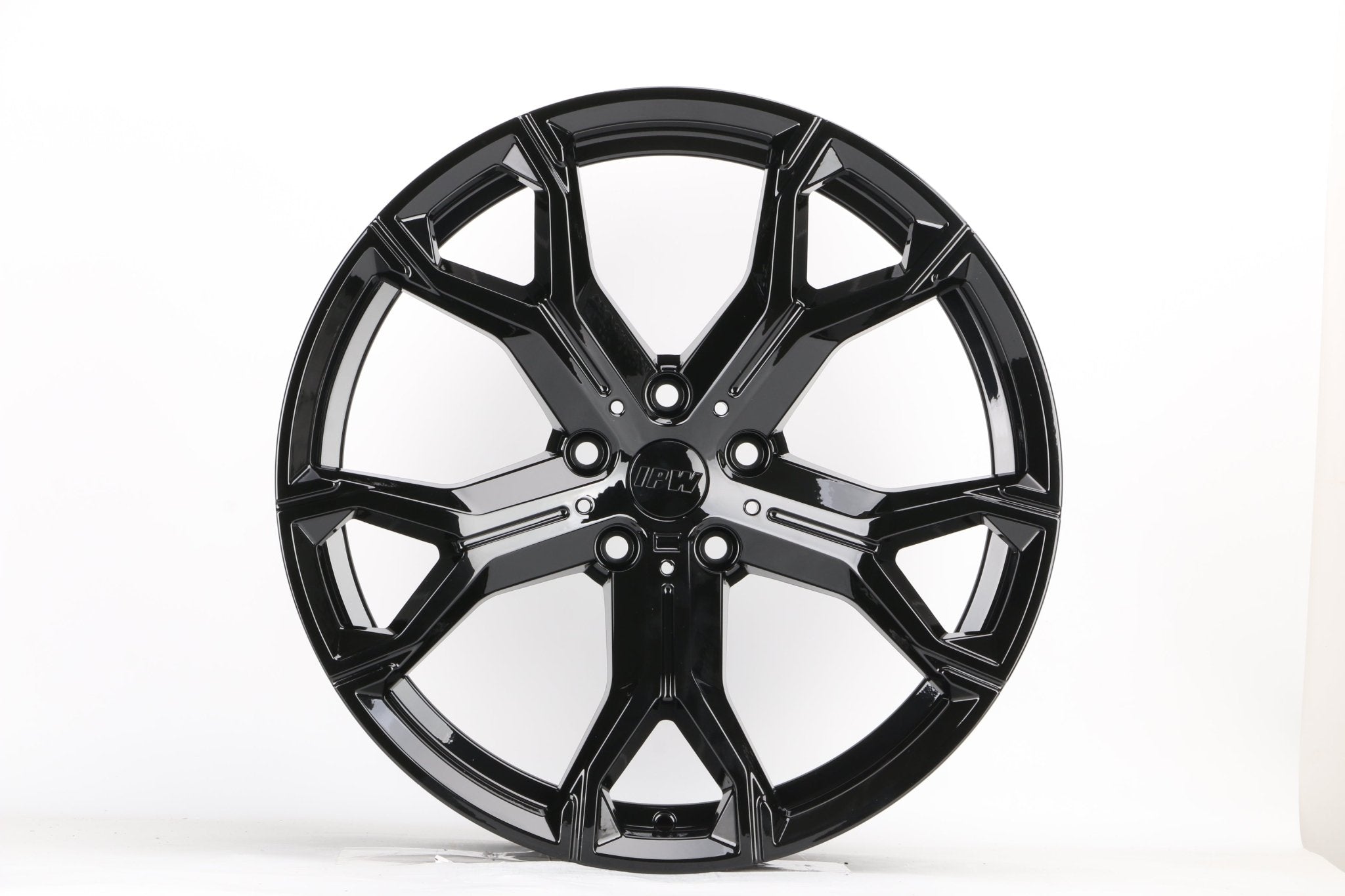 W702 D1538 Gloss Black 20x9.0 ET37 5x120 CB74.1