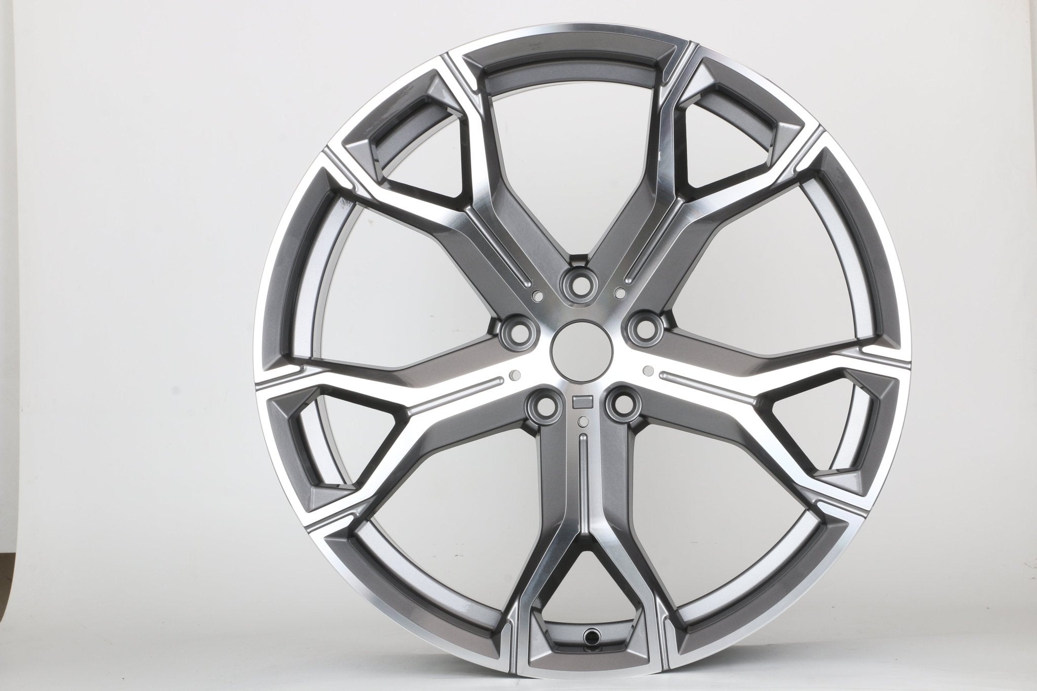 W702 D1538 Gunmetal Machined Face 20x10.5 ET40 5x120 CB74.1