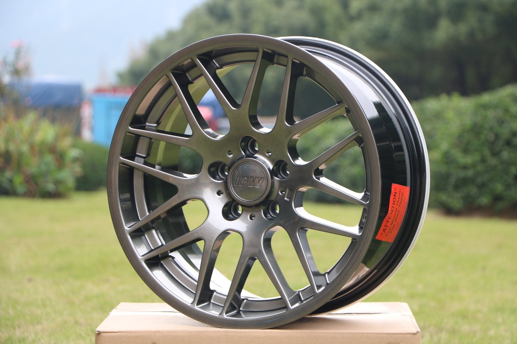 W703 Metallic 19*8.5 ET35 5*120 CB72.56