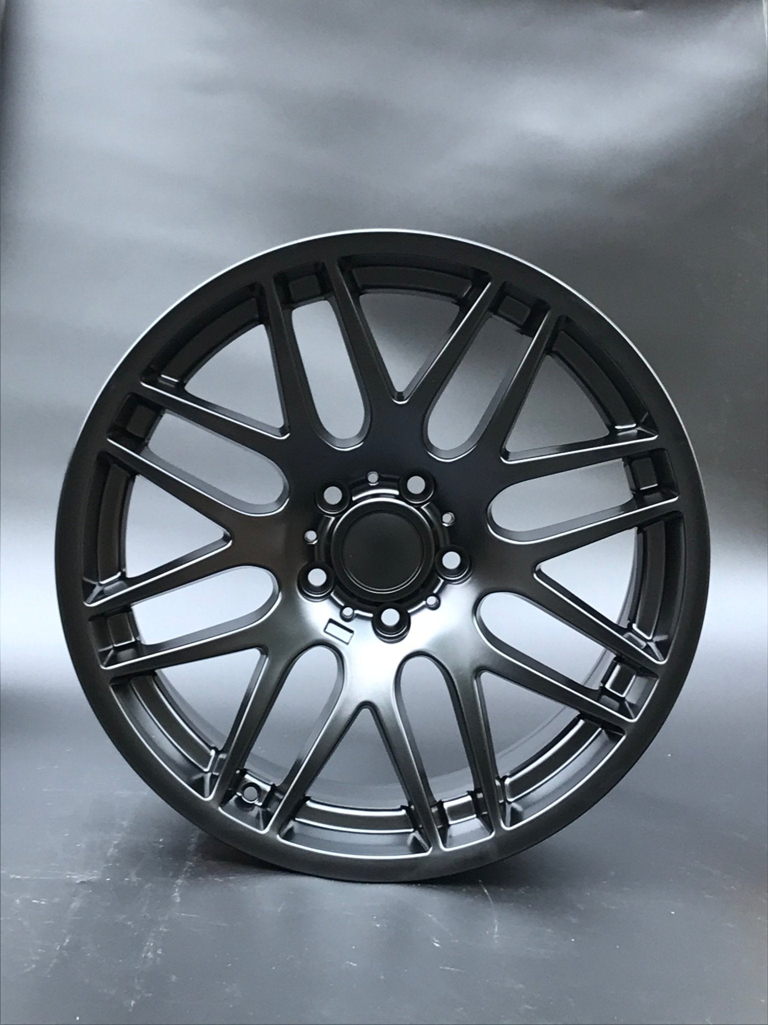 W703 Metallic 19*9.5 ET35 5*120 CB72.56