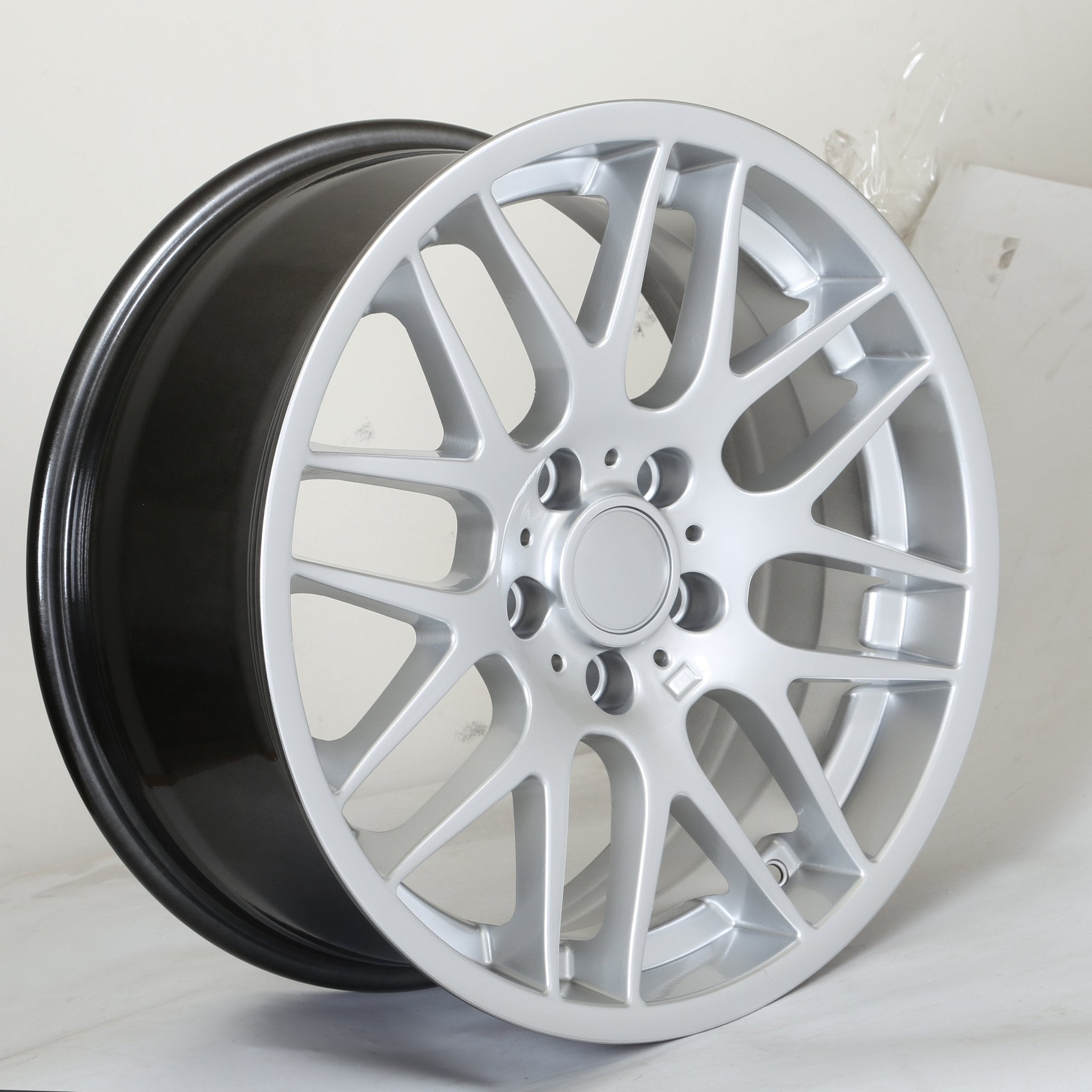 W703 Hyper Silver 19*8.5 ET35 5x120 CB72.56