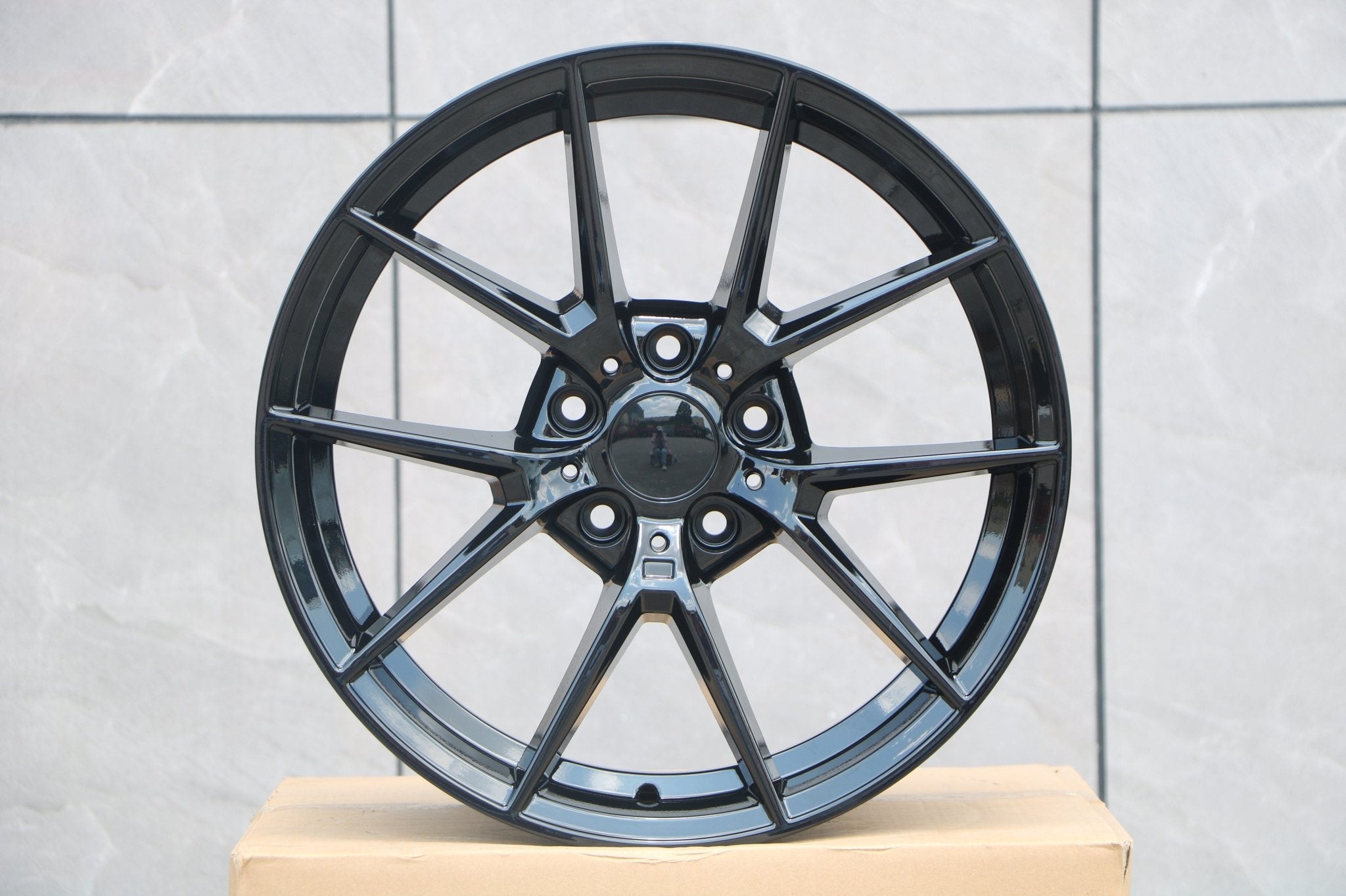 W705 1416 Gloss Black 19x8.5 ET35 5x120 CB72.6