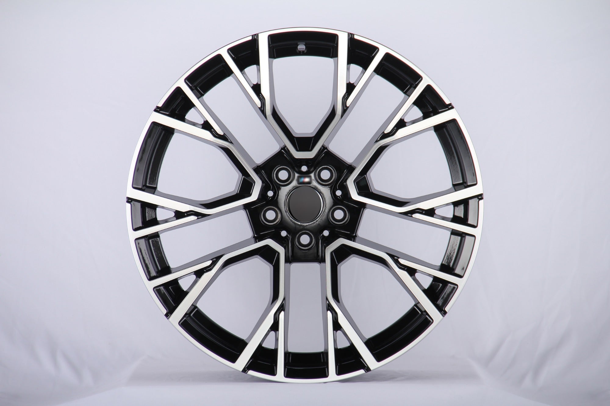 W706 F3019 Black Machined Face 22x10.5 ET35 5x120 CB74.1