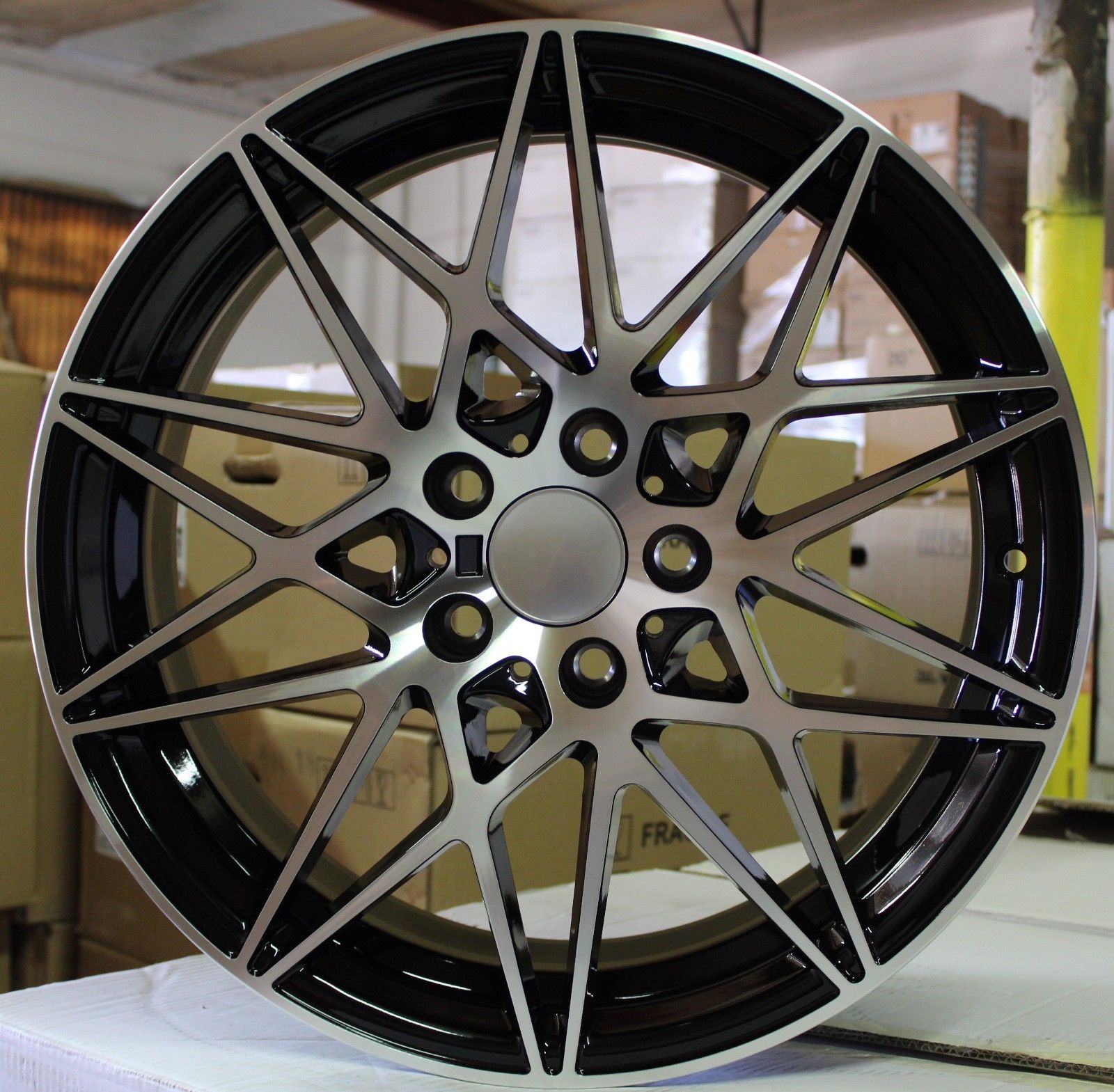 W709 D1147 Black Machined Face 19x9.5 ET34 5x120 CB72.6