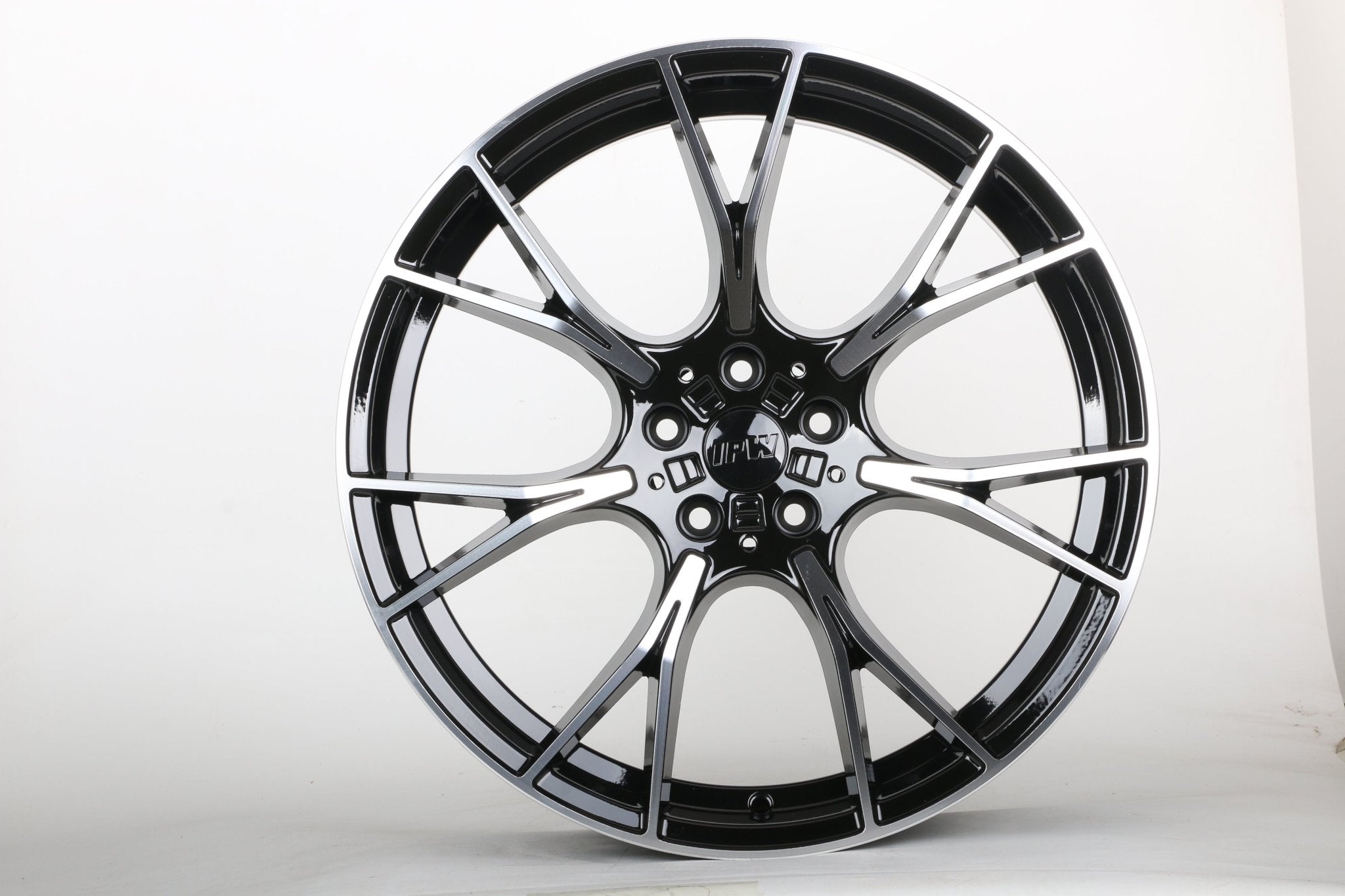 W712 1617 Black Machined Face 20x8.5 ET35 5x120 CB72.56