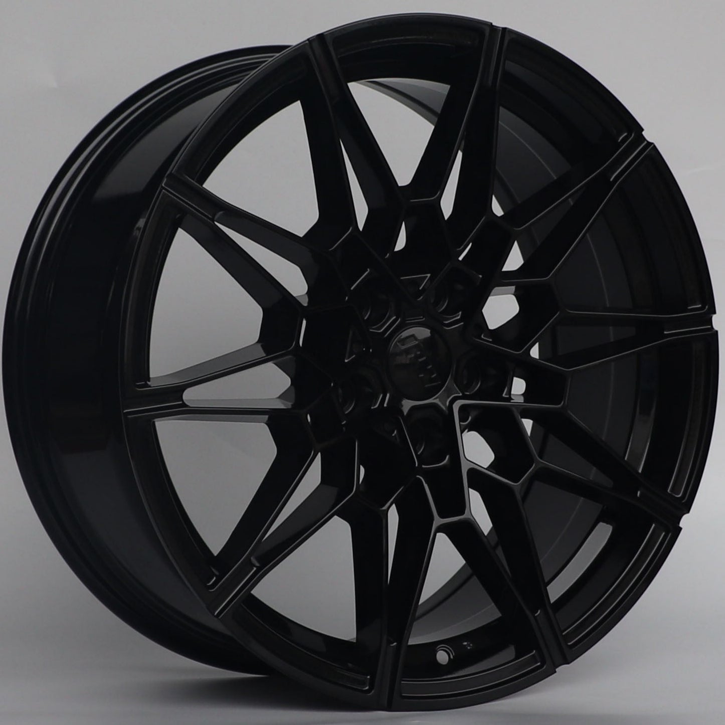 W718 D1674 Gloss Black 19x9.0 ET35 5x120 CB 72.56