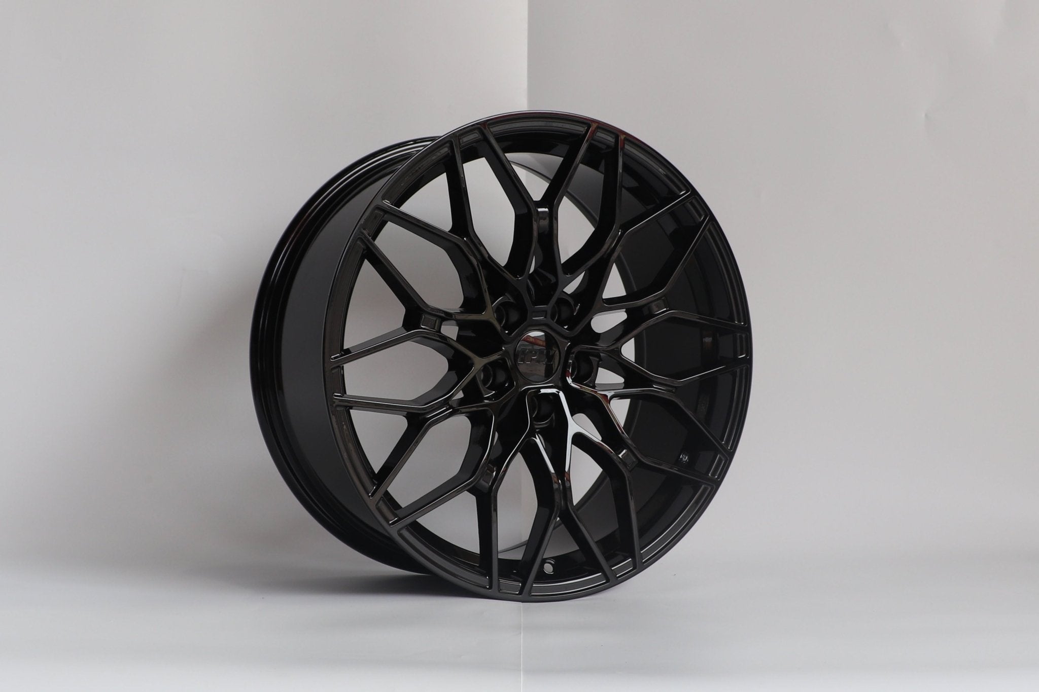 W719 1845 Gloss Black 20x8.5 ET35 5x120 CB72.56