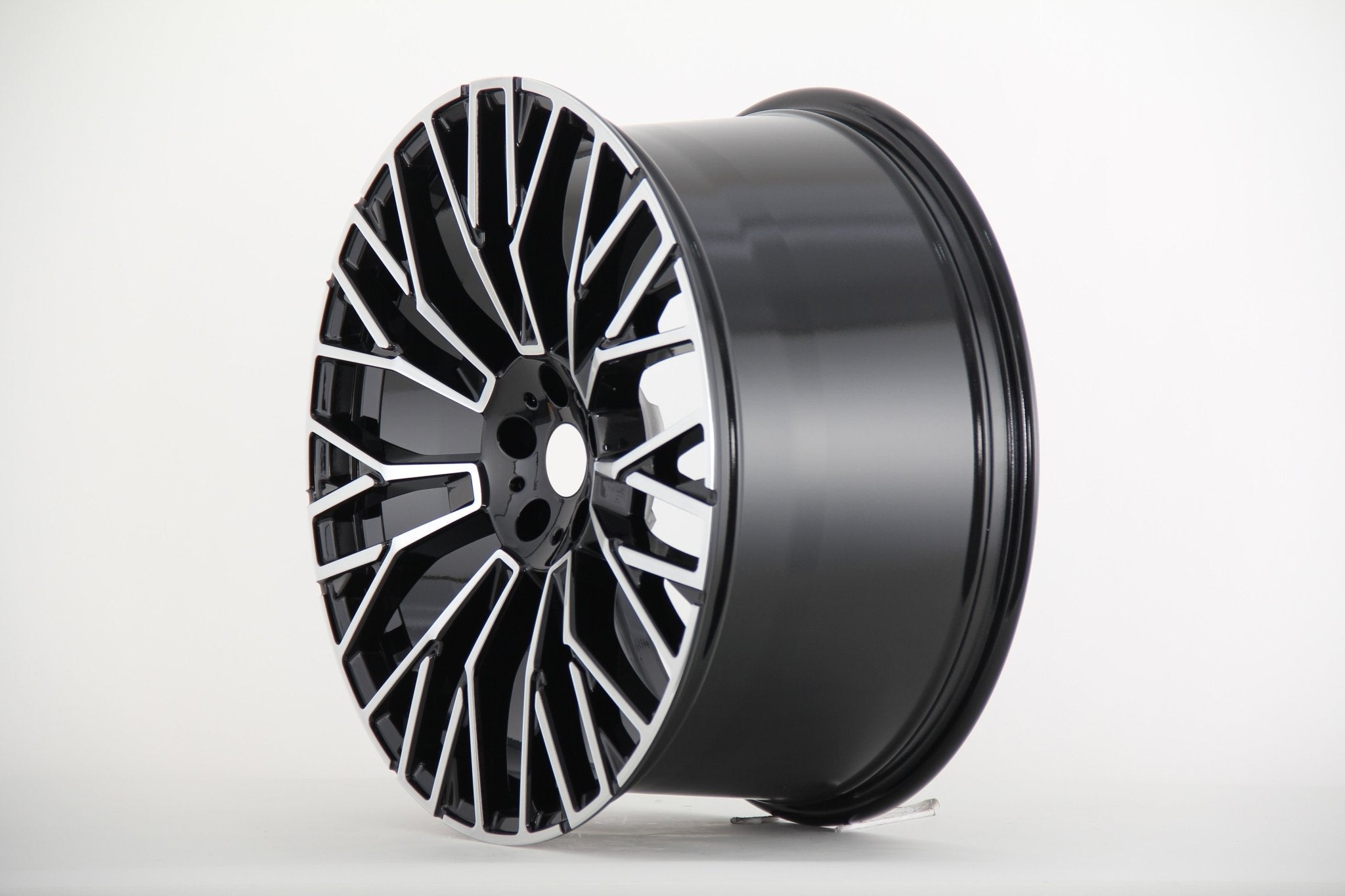 W721 F3038 Black Machined Face 22x10.5 ET35 5x120 CB74.1