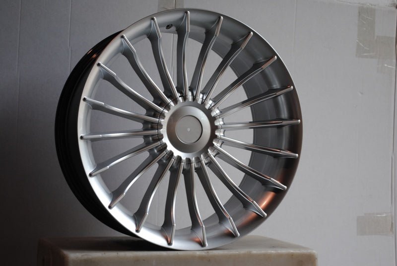 W724 1023 Hyper Silver 20x8.5 ET14 CB72.6 5x112/120