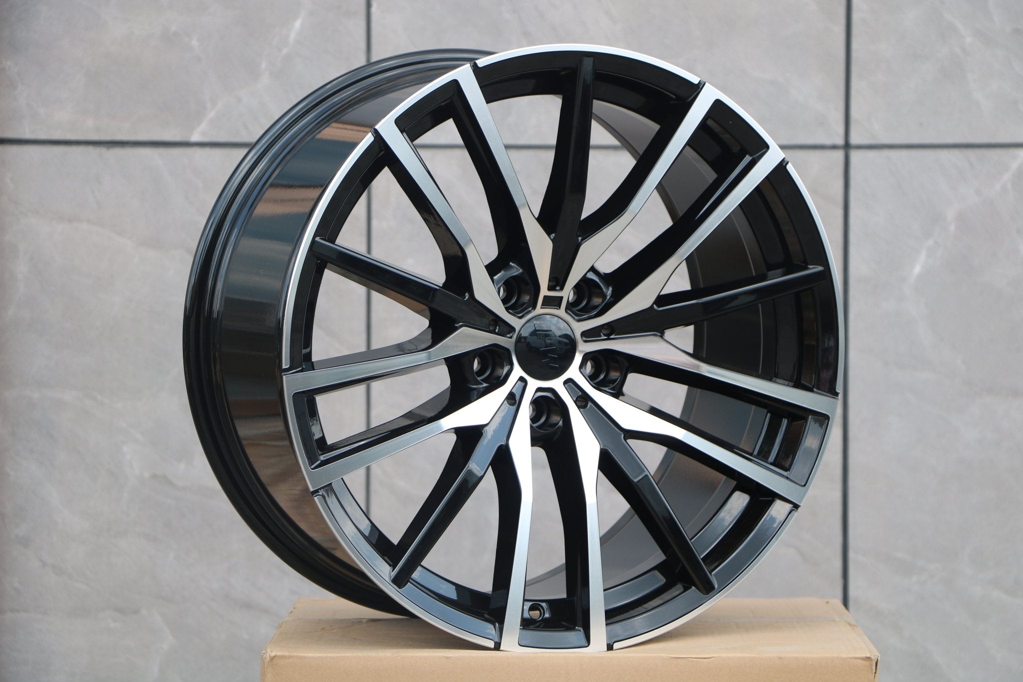 W726 D1473 Black Machined Face 20x10 ET35 5x112 CB66.6