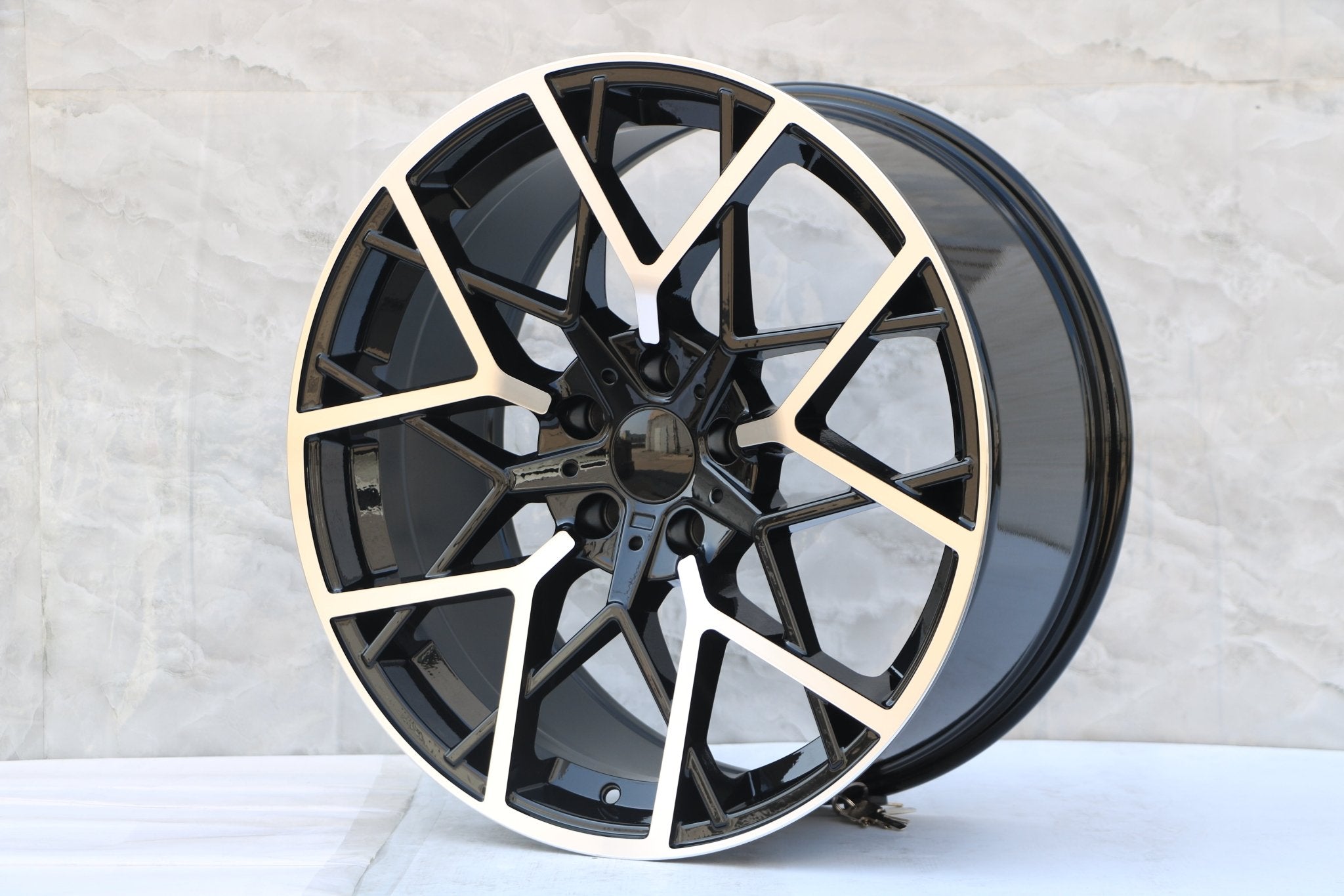 W733 1383 Black Machined Face 20x9.5 ET35 5x120 CB72.6