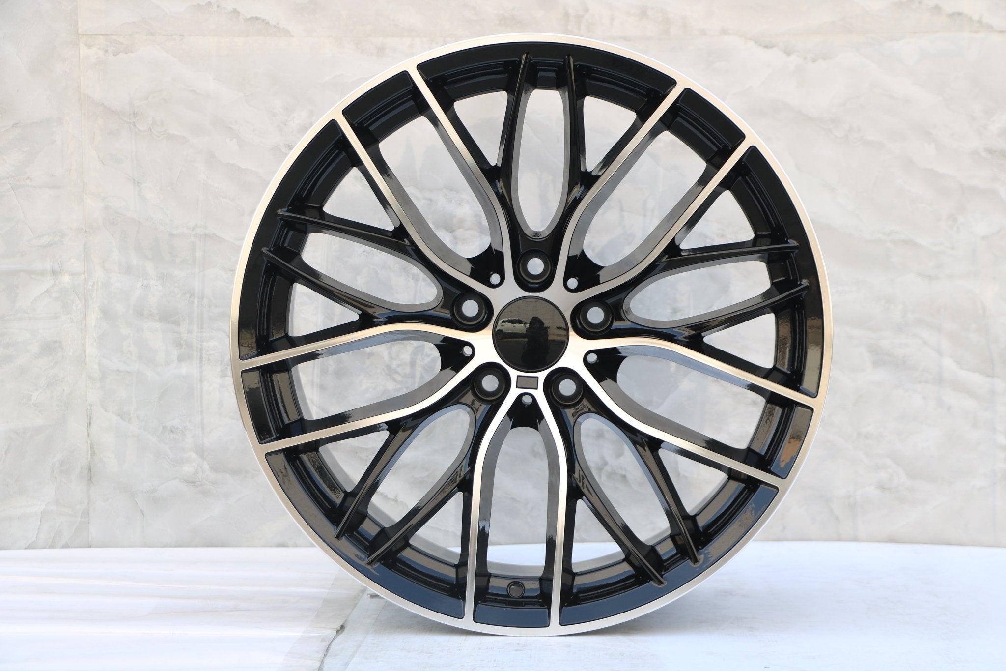 W740 Black Machined Face 19x8.5 ET35 5x120 CB72.6