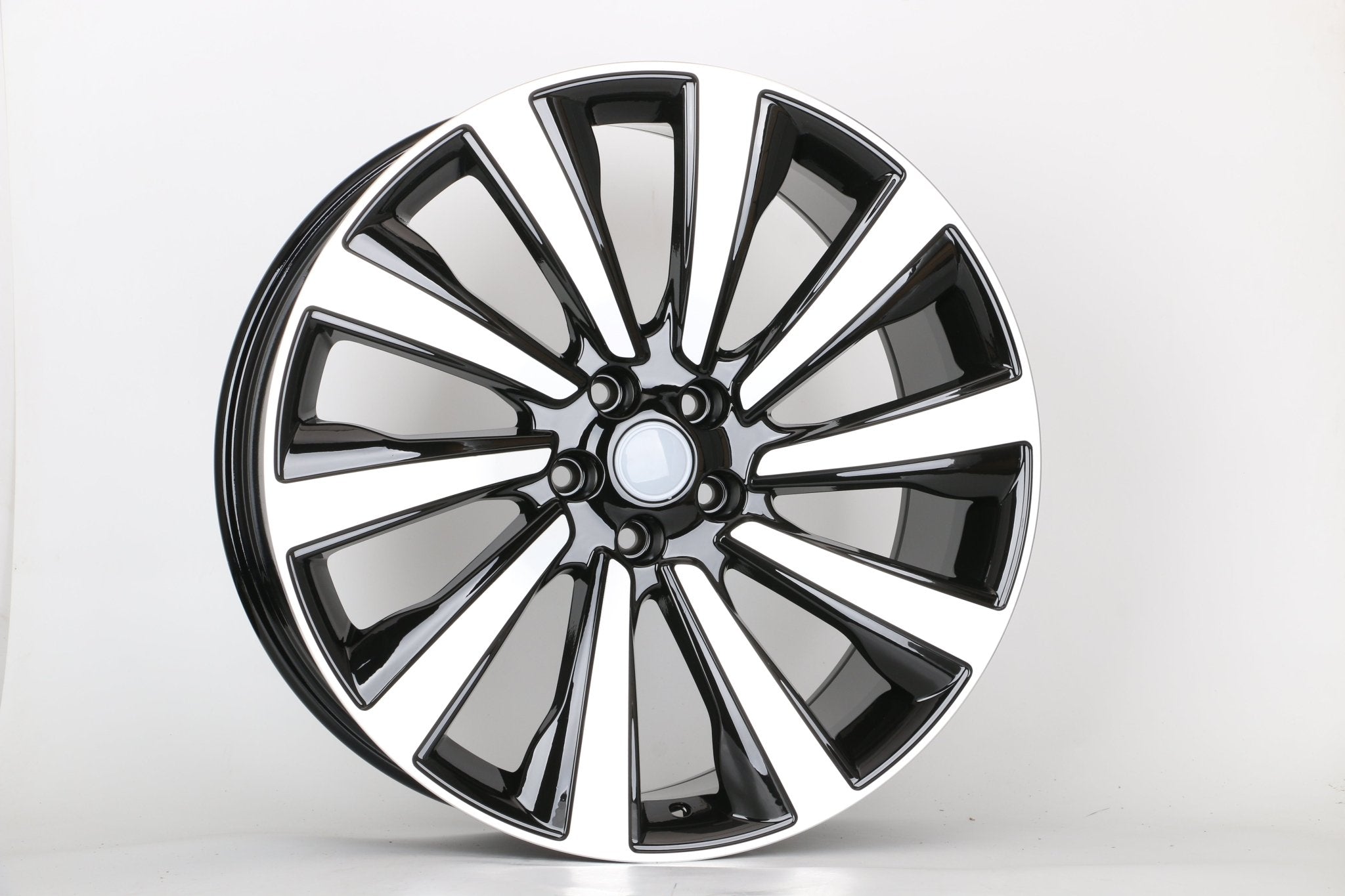 W786 1756 Black Machined Face 22x10 ET45 5x120 CB72.6