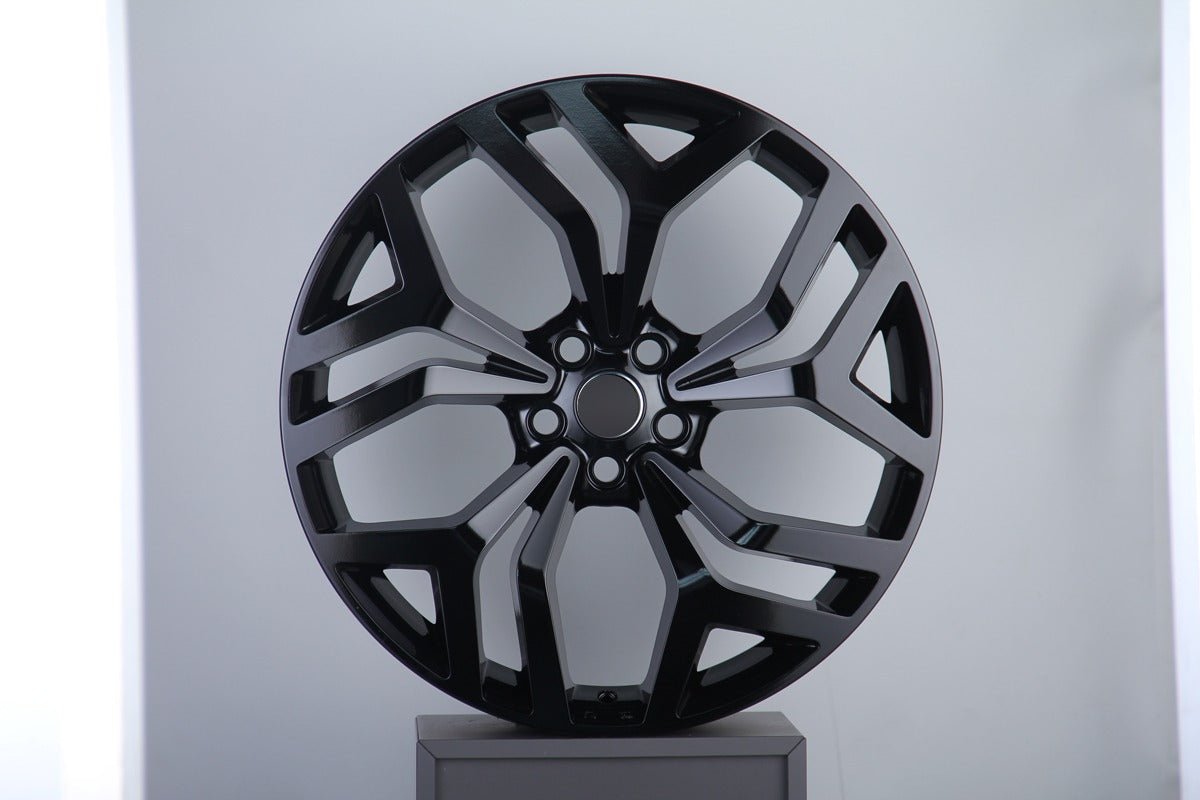 W791 787 Gloss Black 22x9.5 ET45 5x120 CB72.6