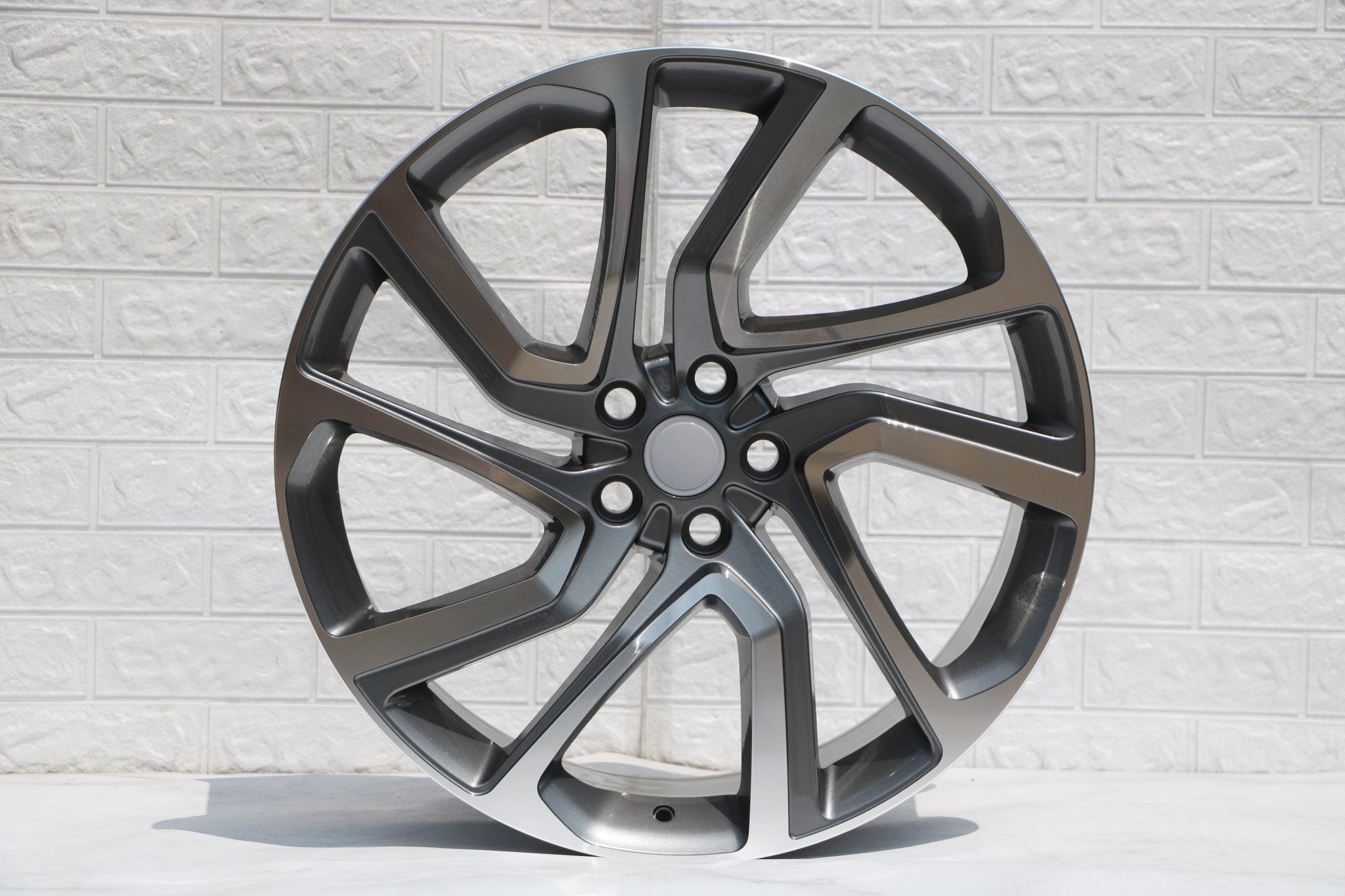 W797 Gunmetal Machined Face 22x9.5 ET45 5x120 CB72.6