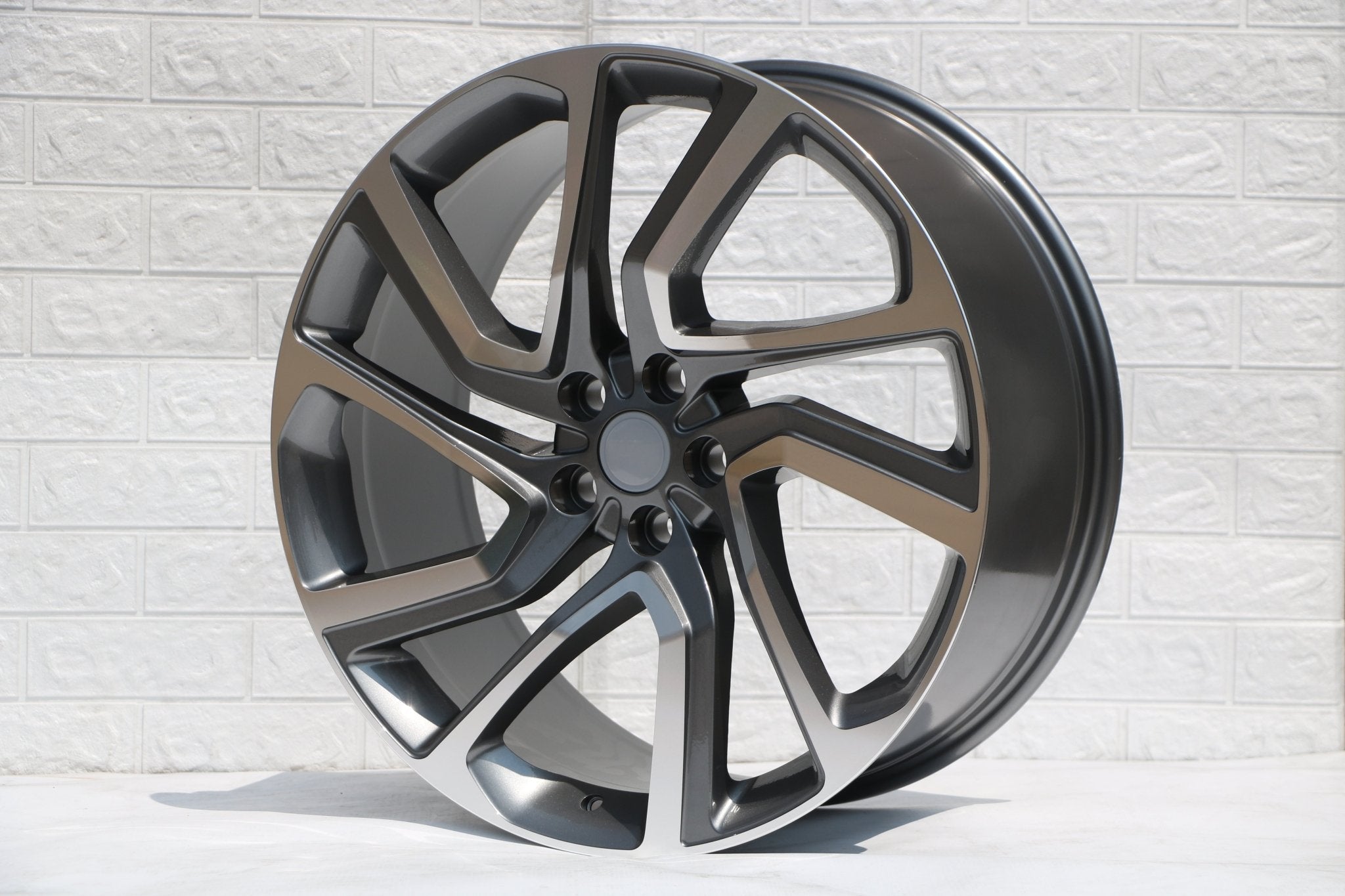 W797 Gunmetal Machined Face 22x9.5 ET45 5x120 CB72.6