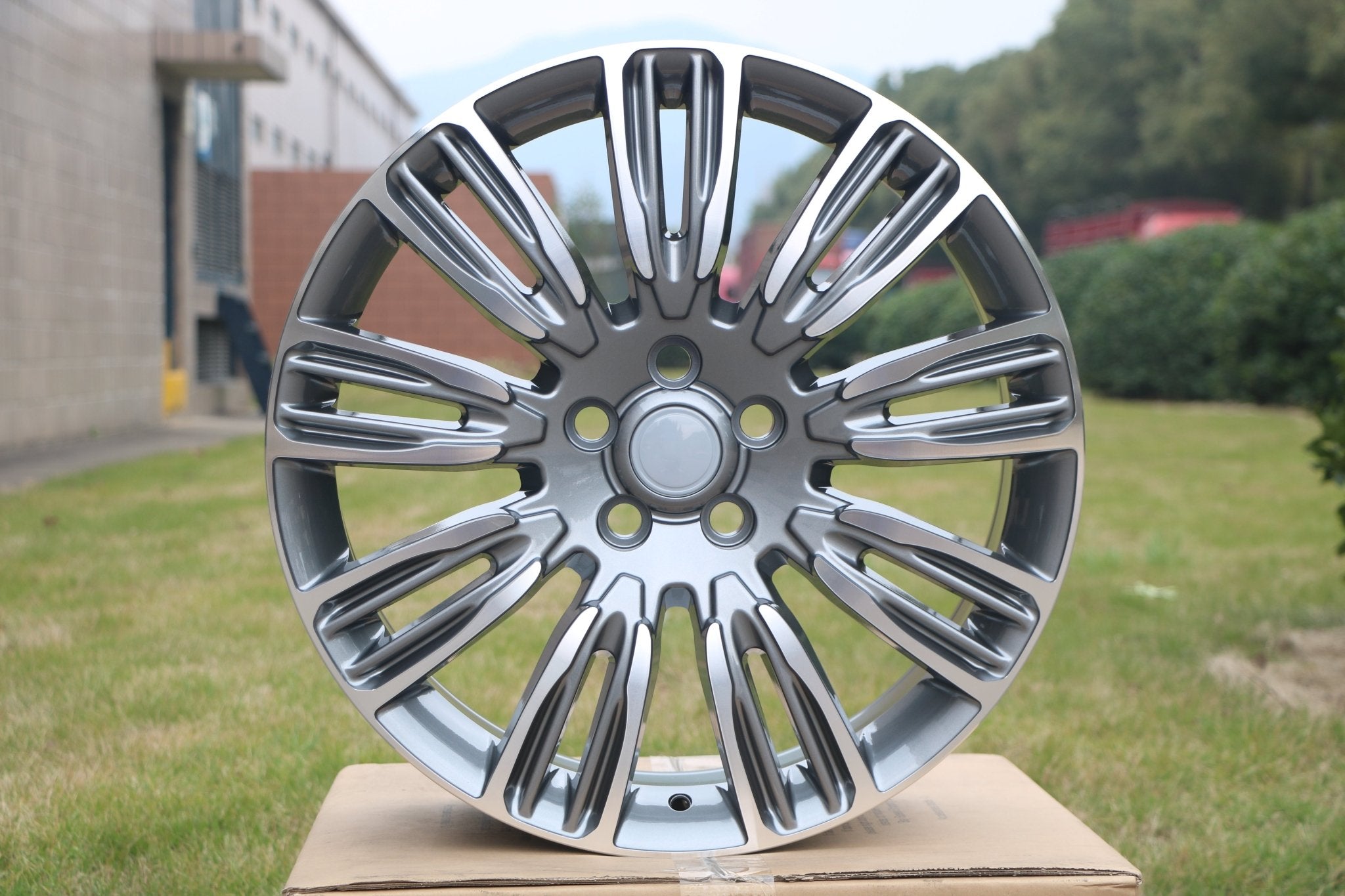 W798 Gunmetal Machined Face 22x9.5 ET45 5x120 CB72.6