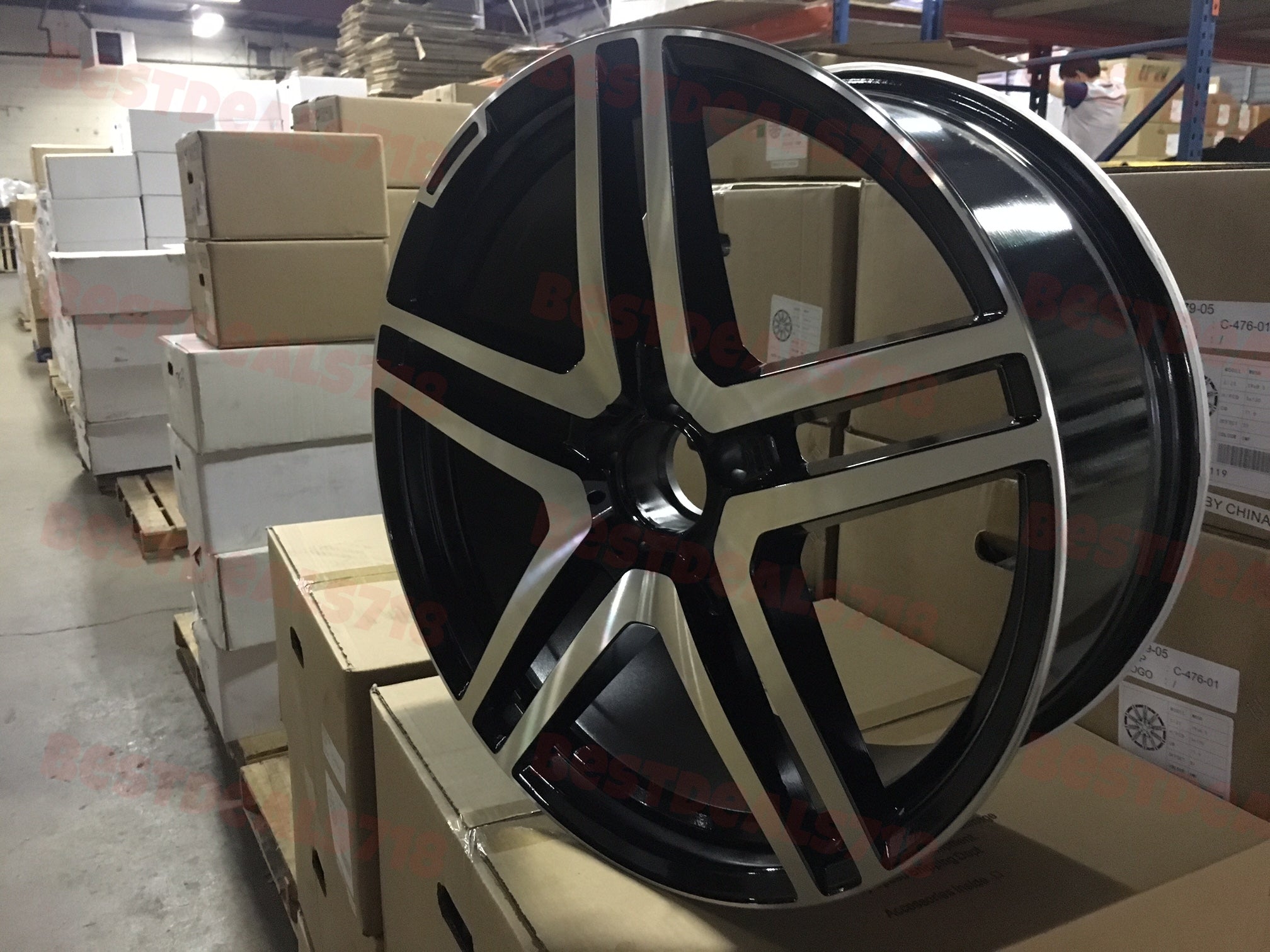 W815 Black Machined Face 18x8.5 ET35 5x112 CB66.6
