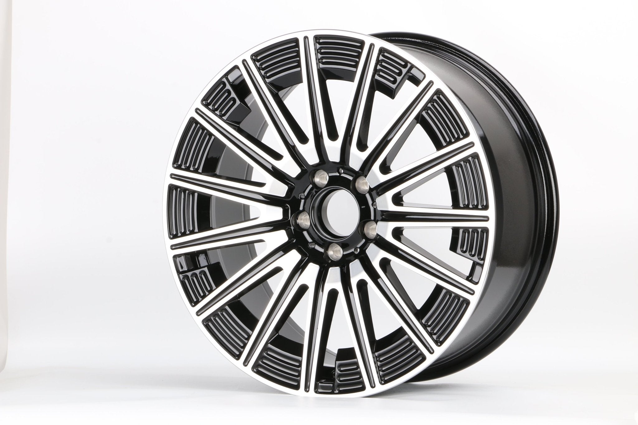 W813 Black Mahined Face 18x8.5 ET35 5x112 CB66.6