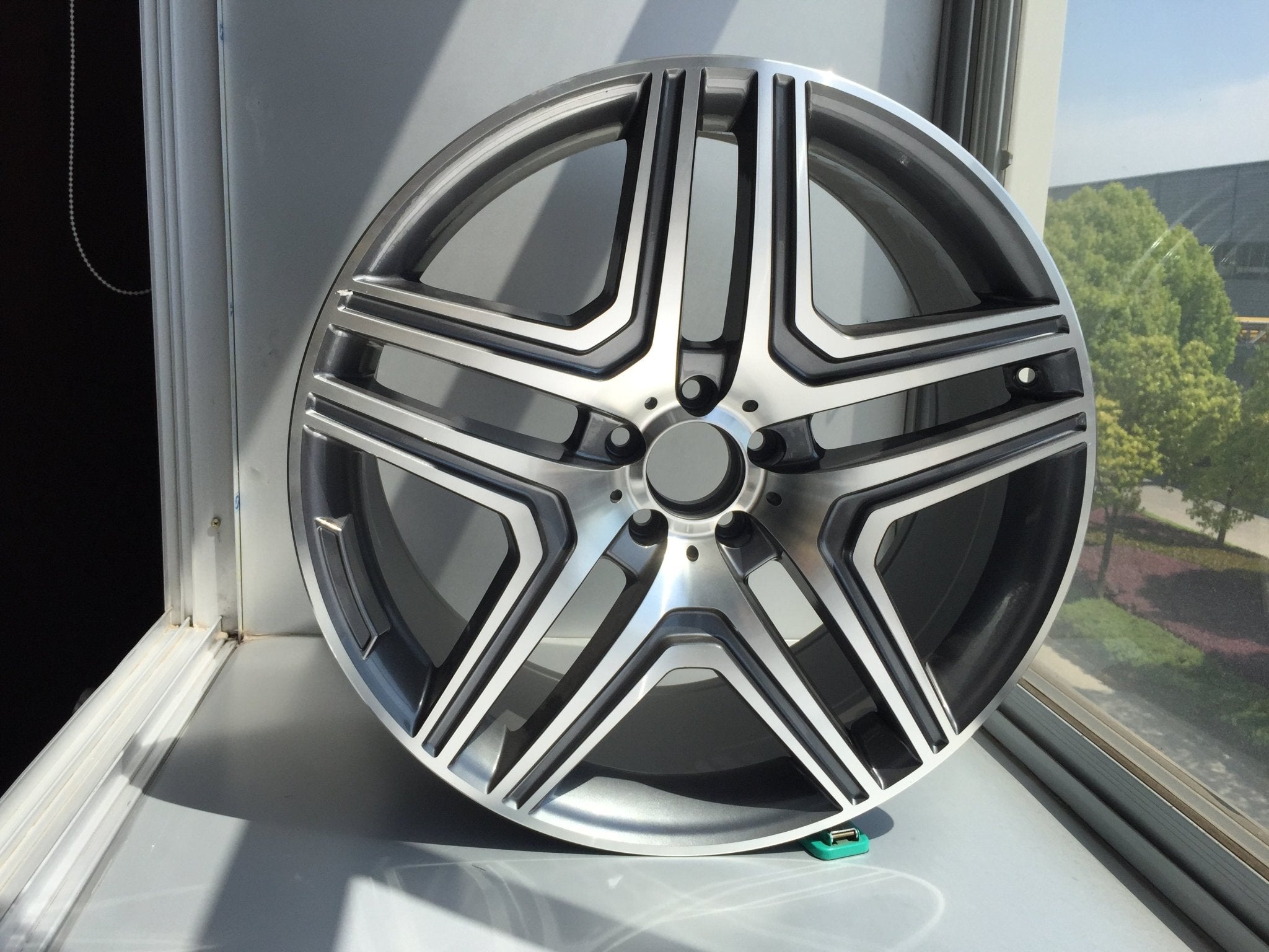 W824 Gunmetal Machined Face 20x8.5 ET35 5x112 CB66.6
