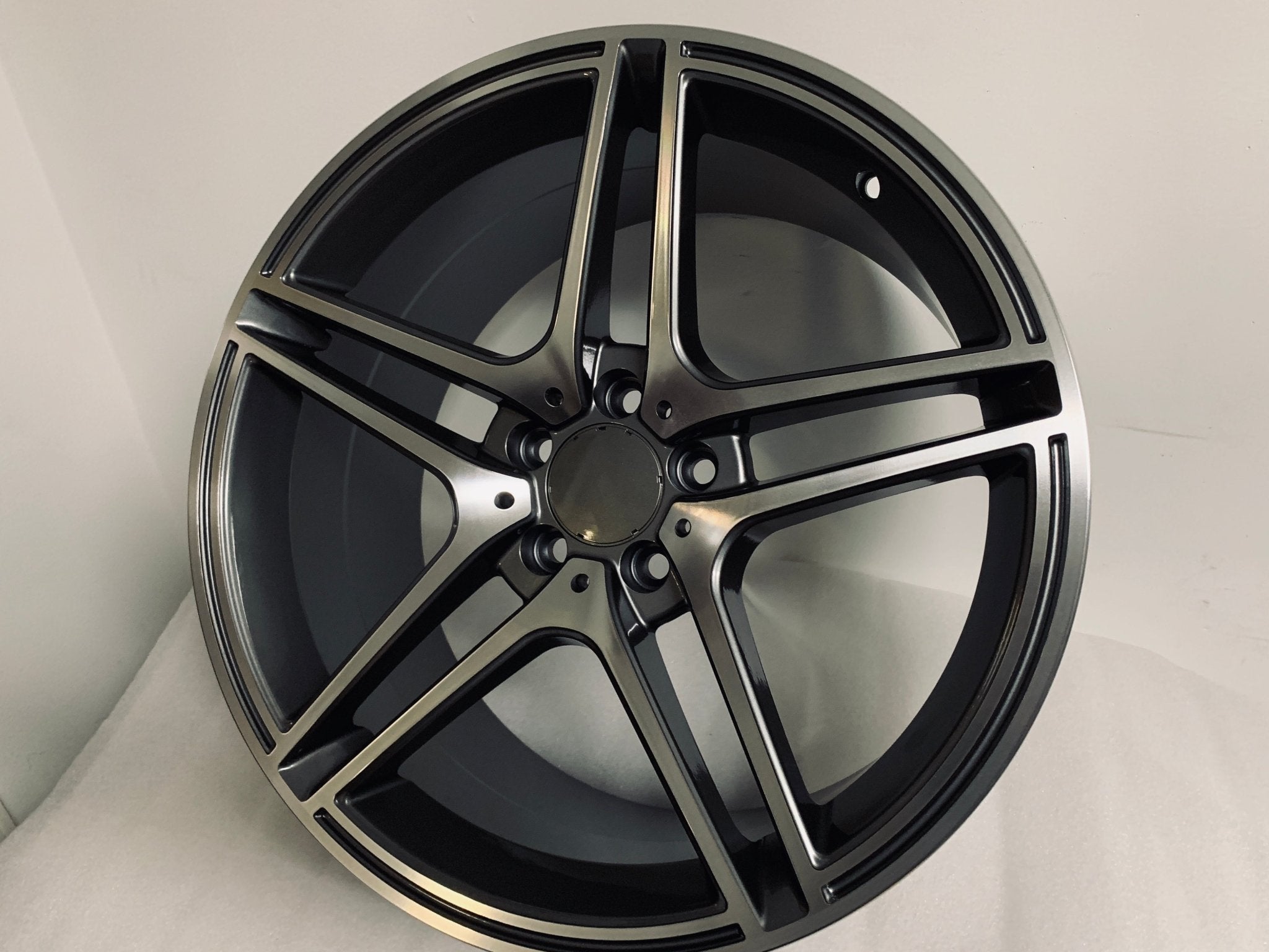W828 Gunmetal Machined Face 18*9.5 ET35 5*112 CB66.6