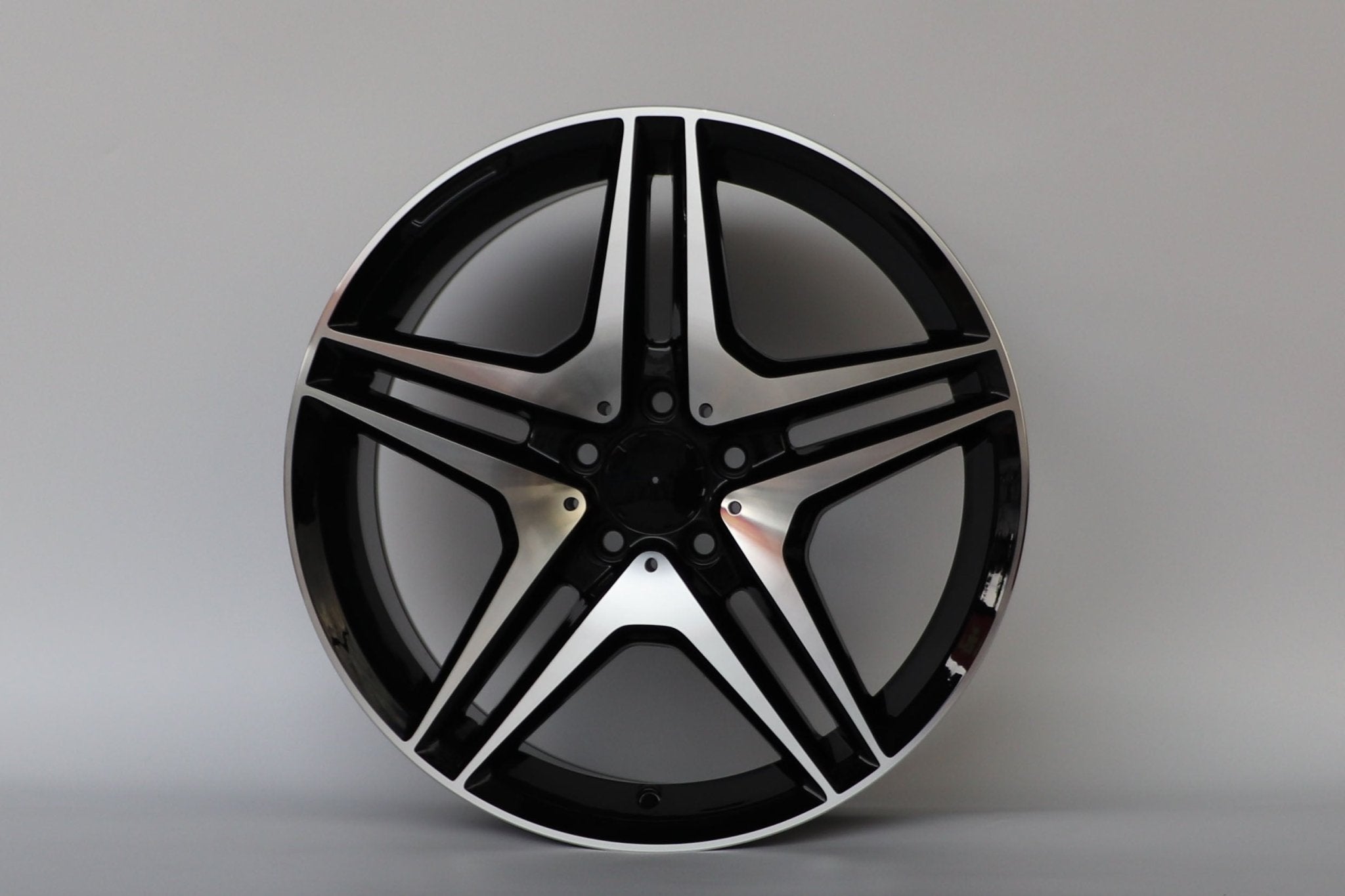 W828 Black Machined Face 18*8.0 ET45 5*112 CB66.6