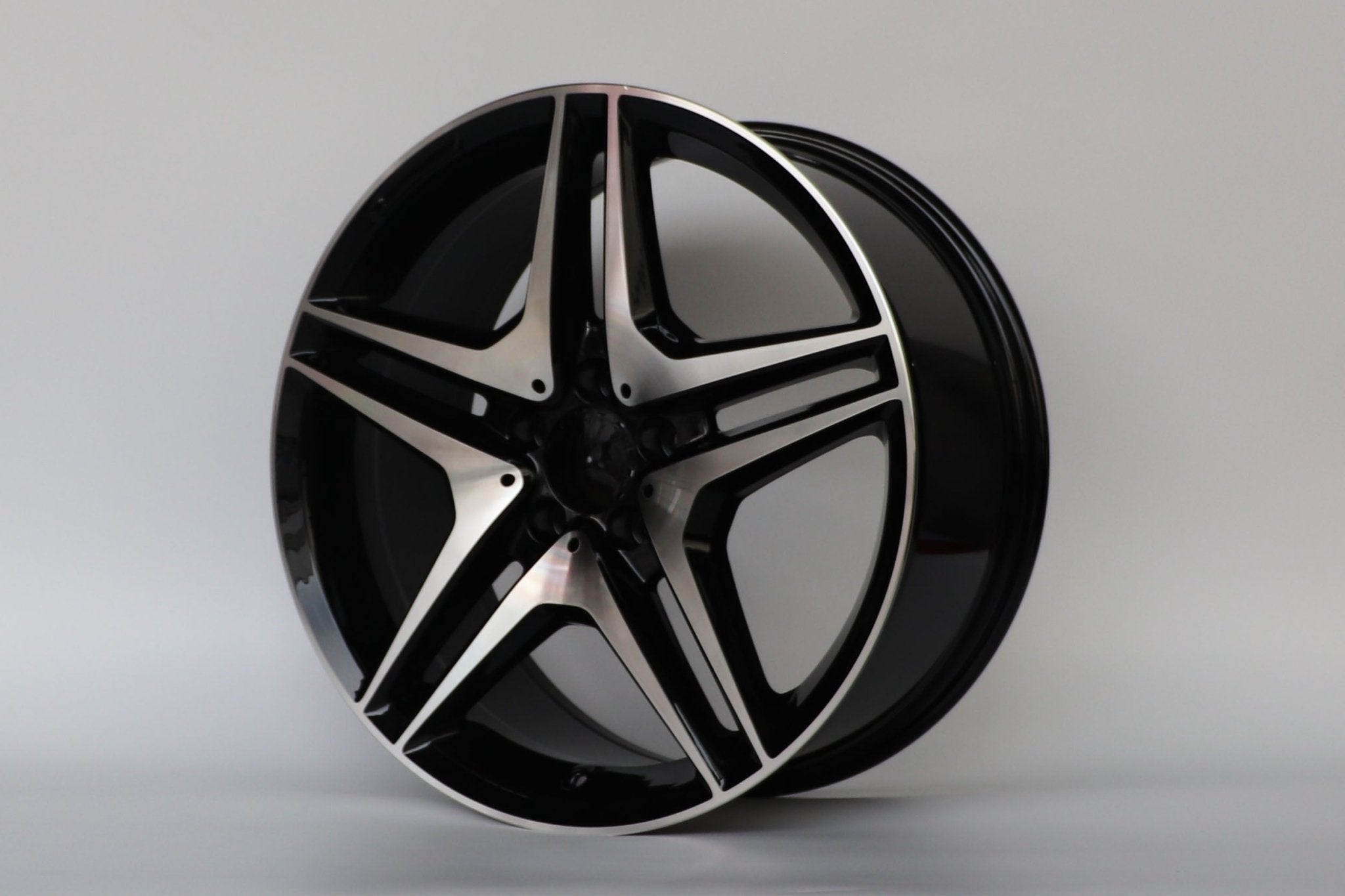 W828 Black Machined Face 18*8.0 ET45 5*112 CB66.6