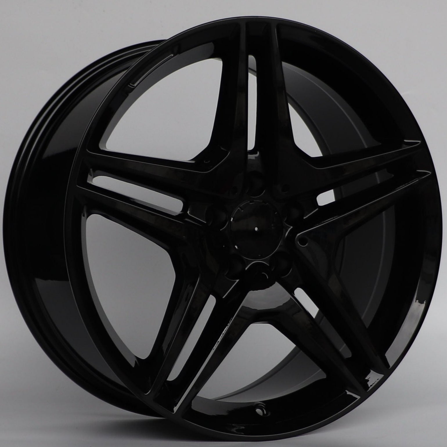 W828 Gloss Black 19x8.5 ET35 5x112 CB66.6