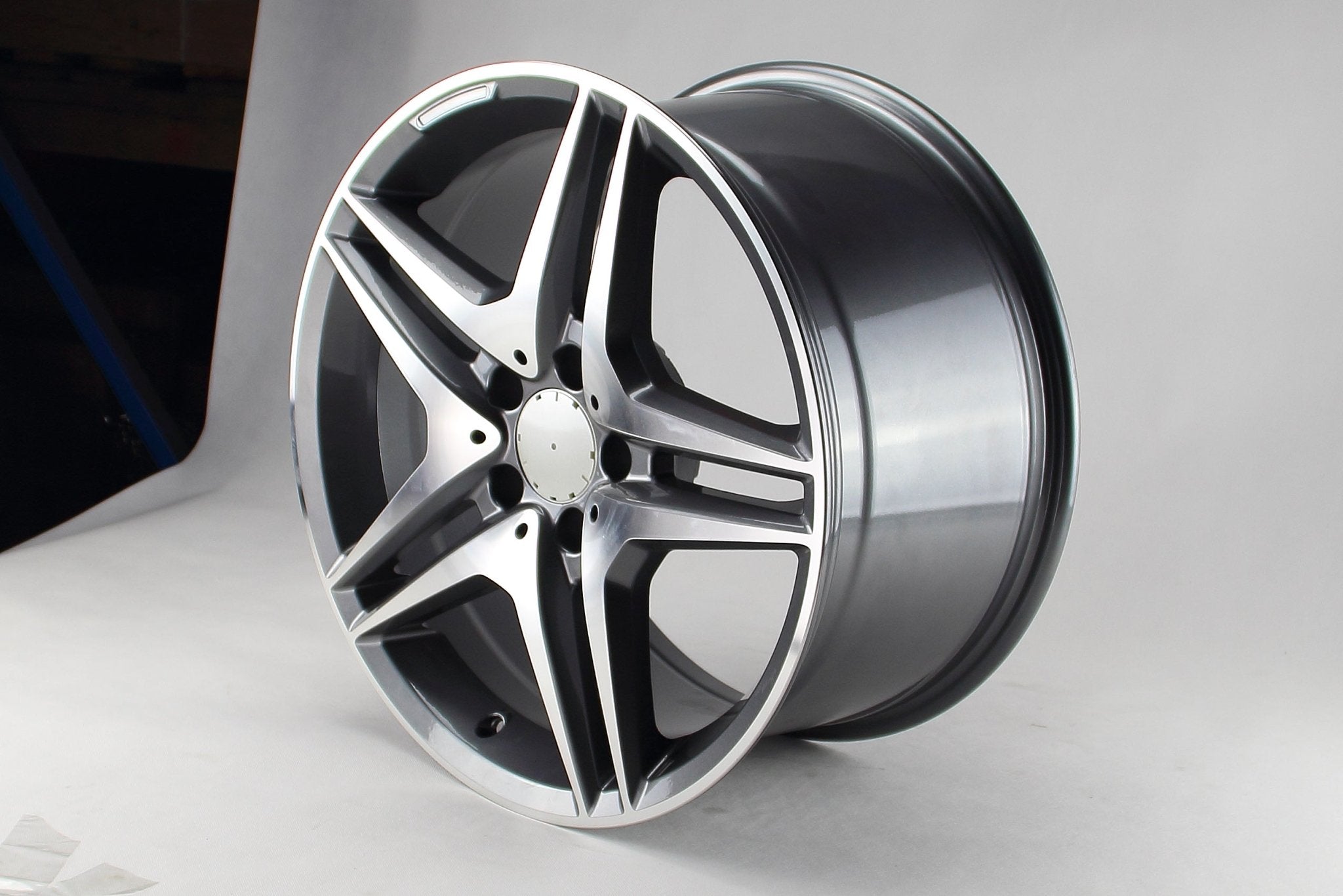 W828 Gunmetal Machined Face 18*9.5 ET35 5*112 CB66.6