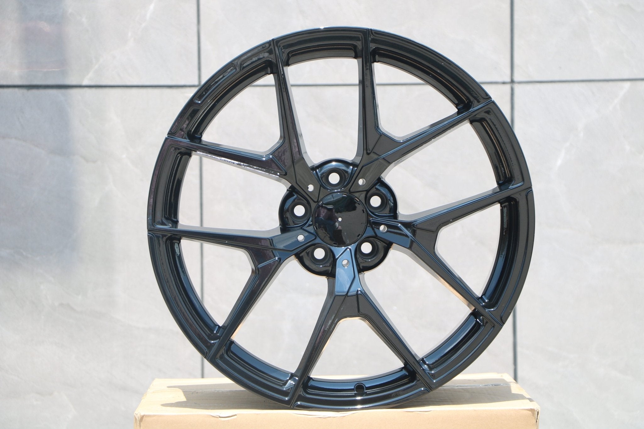 W838 F1225 Gloss Black 17x8.0 ET35 5x112 CB66.6
