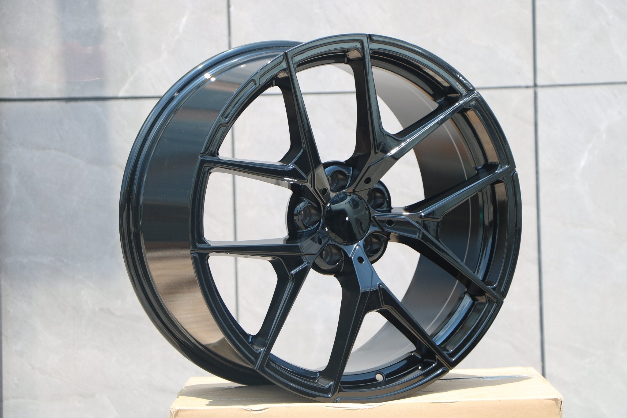 W838 Gloss Black 19x9.5 ET35 5x112 CB66.6