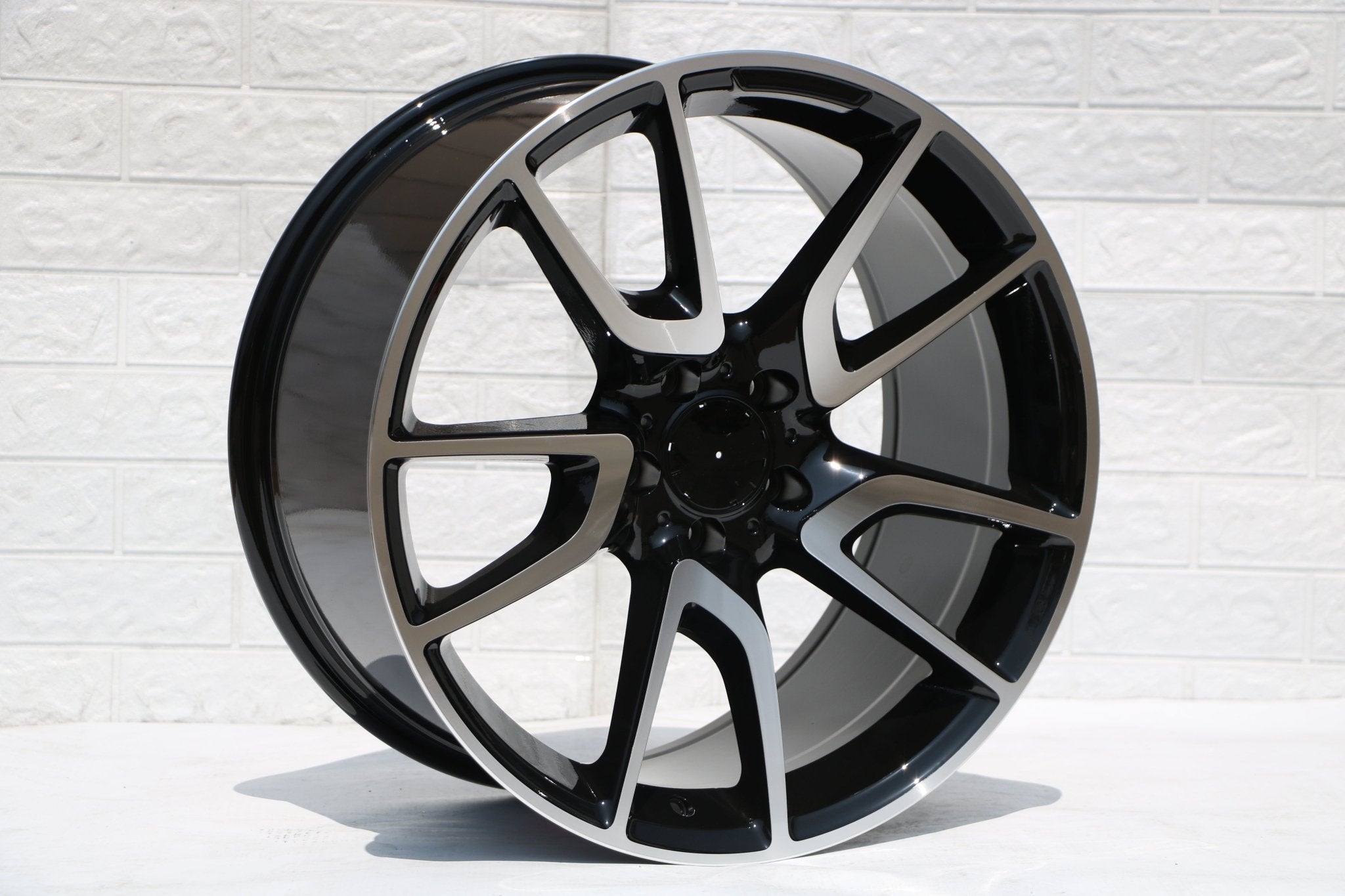 W839 Black Machined Face 19x9.5 ET35 5x112 CB66.6