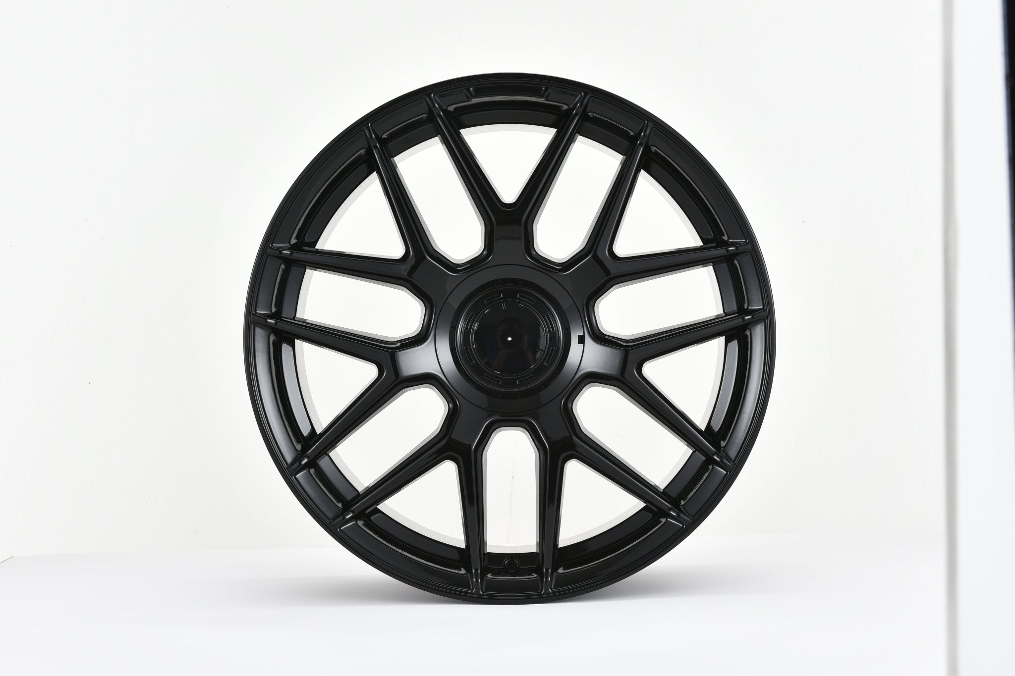 W840 1258 Gloss Black 19x9.5 Et35 5x112 CB66.56