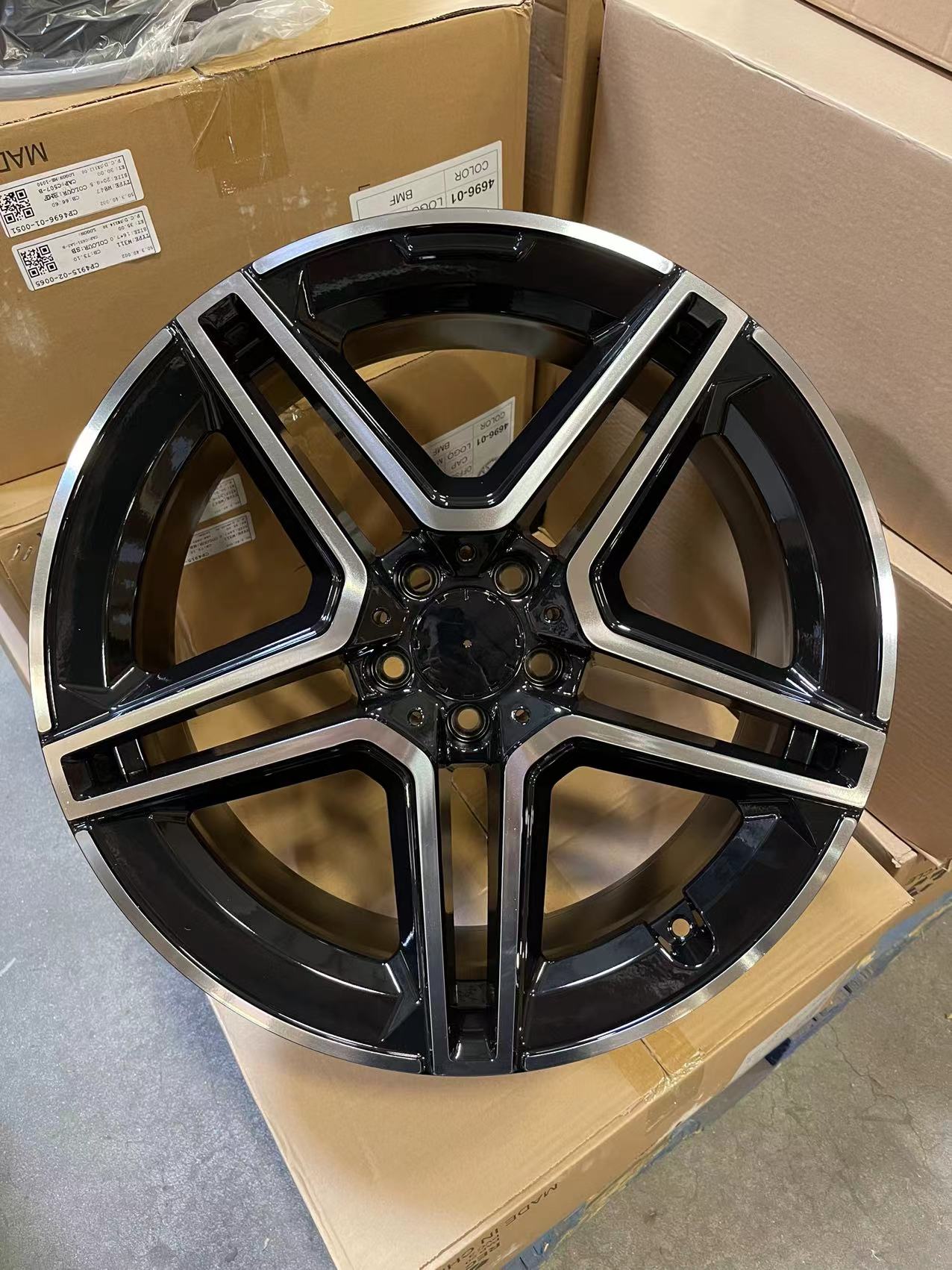 W847 D1694 Black Machined Face 20x9.5 ET35 5.x112 CB66.6