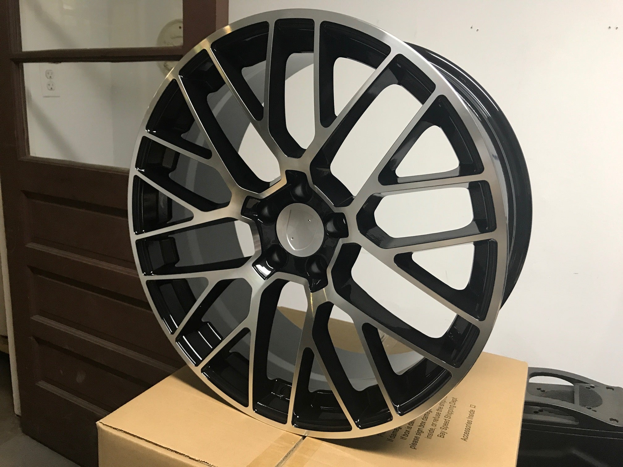 W854 XH1379 Black Machined Face 20x9.0 ET26 5x112 CB66.6