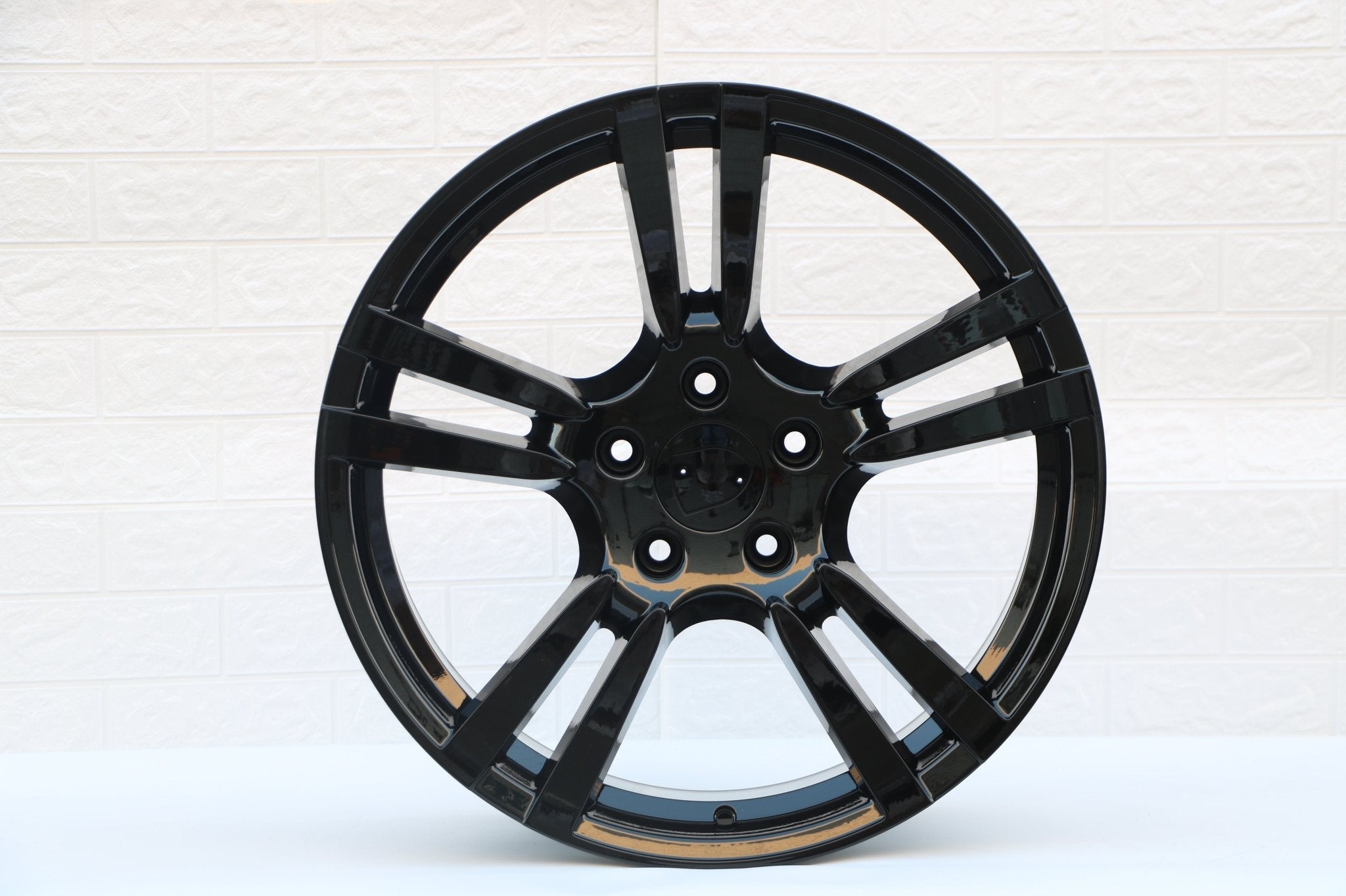 W856 249 Gloss Black 20x11 ET67 CB71.6 5x130
