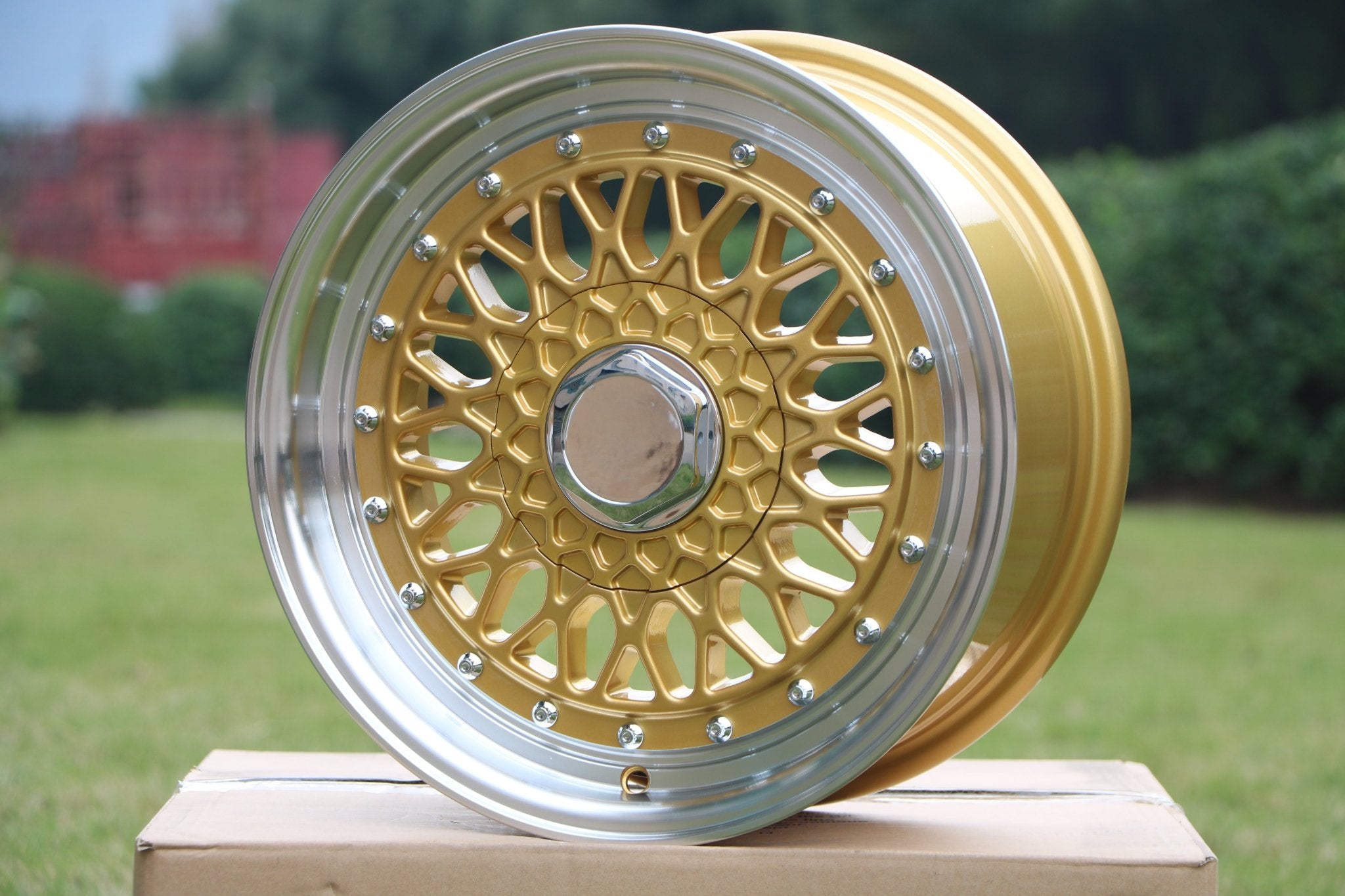 W883 Gold Machined Lip With Silver Rivet 20x8.5 ET35 5x120/114.3 CB73.1