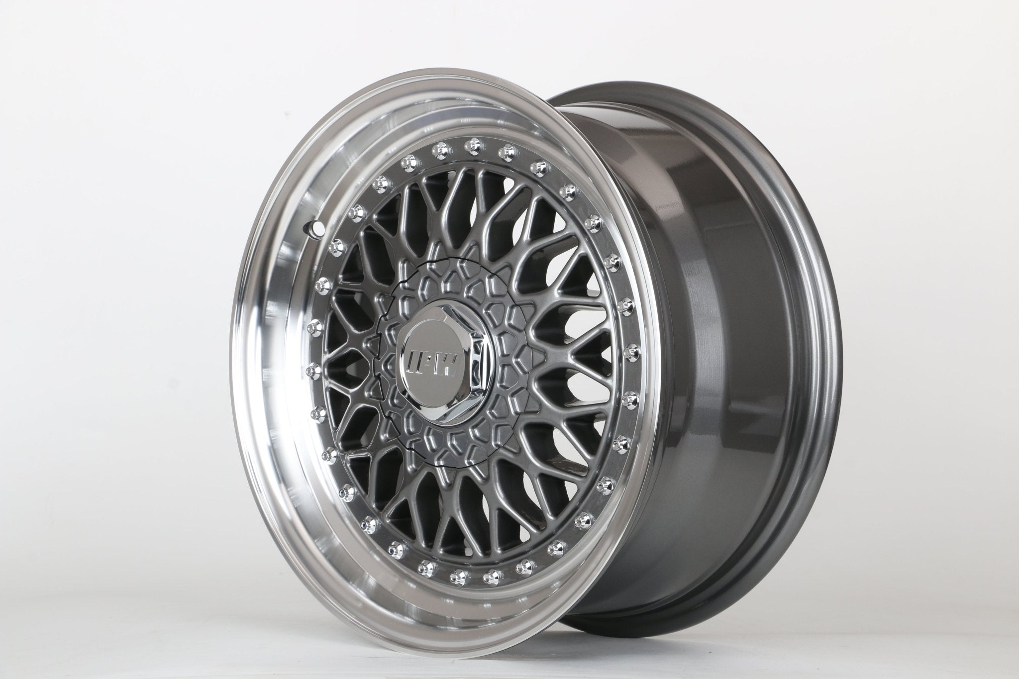W883 479 Gunmetal Machined Lip 20x8.5 ET35 5x112/114.3/120 CB 73.1