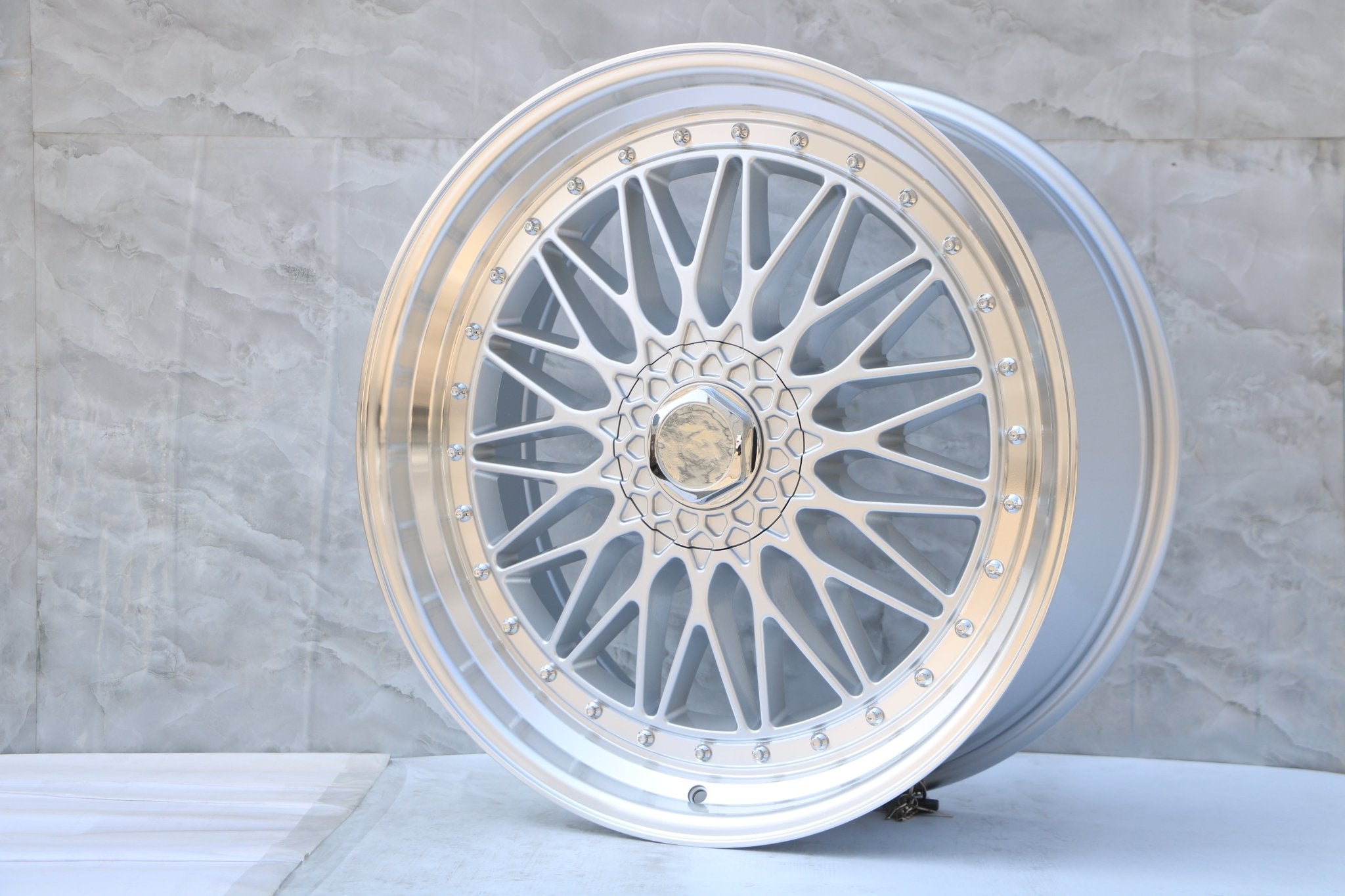 W885 Silver Machined Lip 22x9.0 ET30 5x112/114.3/120 CB73.1  C479-03-S1