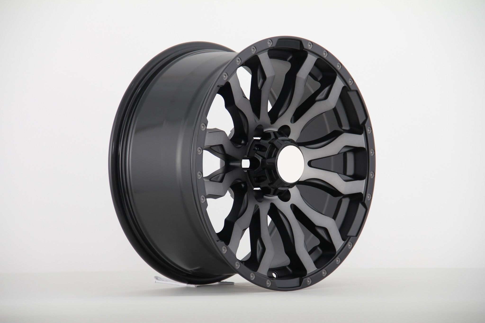 W914 416 Matte Black Machined Face + Black Tint 17x8.5 ET20 6x139.7 CB106.1