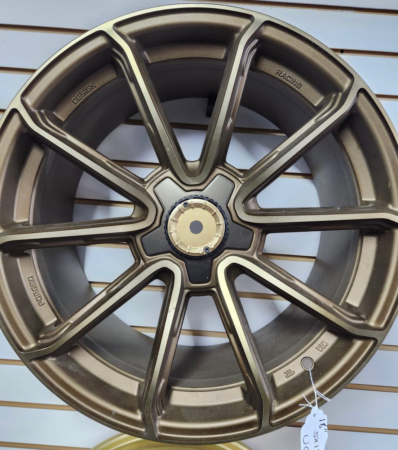 85242R99 18x9 5x114.3 gold