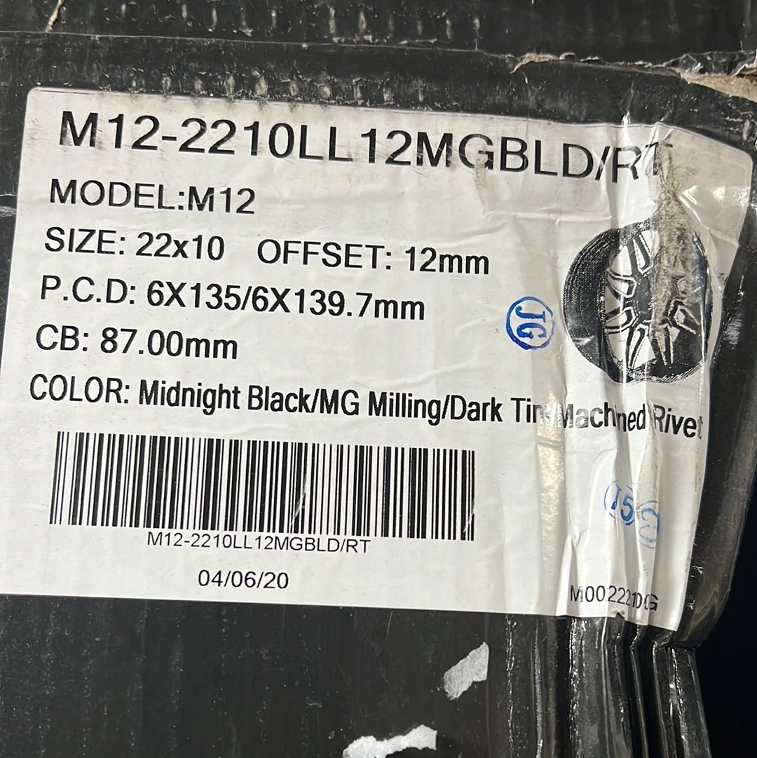 MONTORO M12 22x10  6x135 / 6x5.5 MBMGDTMR