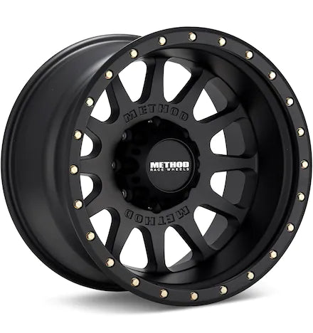 METHOD MR605 NV 8-LUG BLACK PAINTED