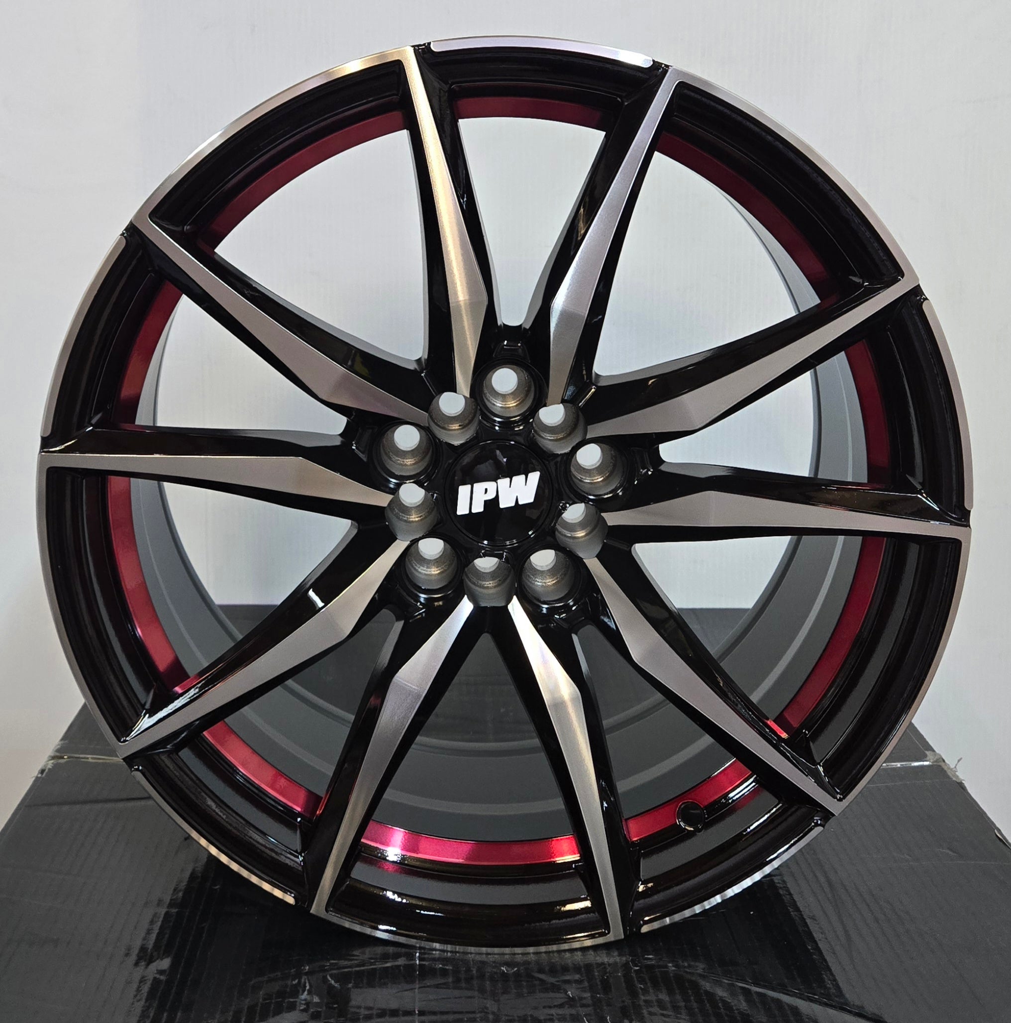 W112 18X8 5X100 5X112 5X114.3 BLACK MACHINED FACE RED LIP