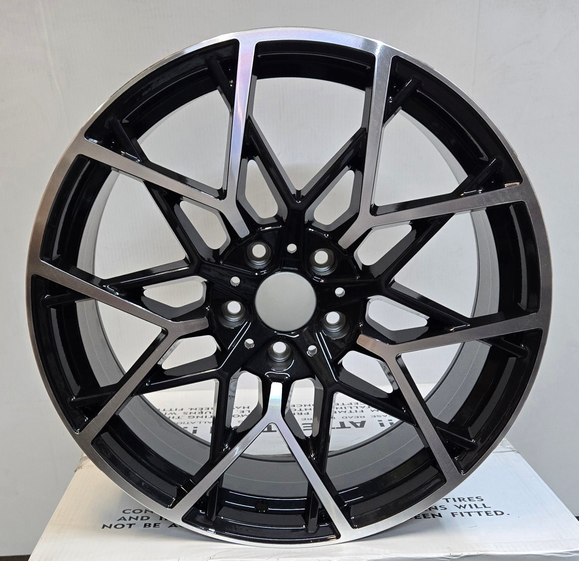 WHEELS BERGAMO -21079-8 20X8.5 5X120 GMM FACE