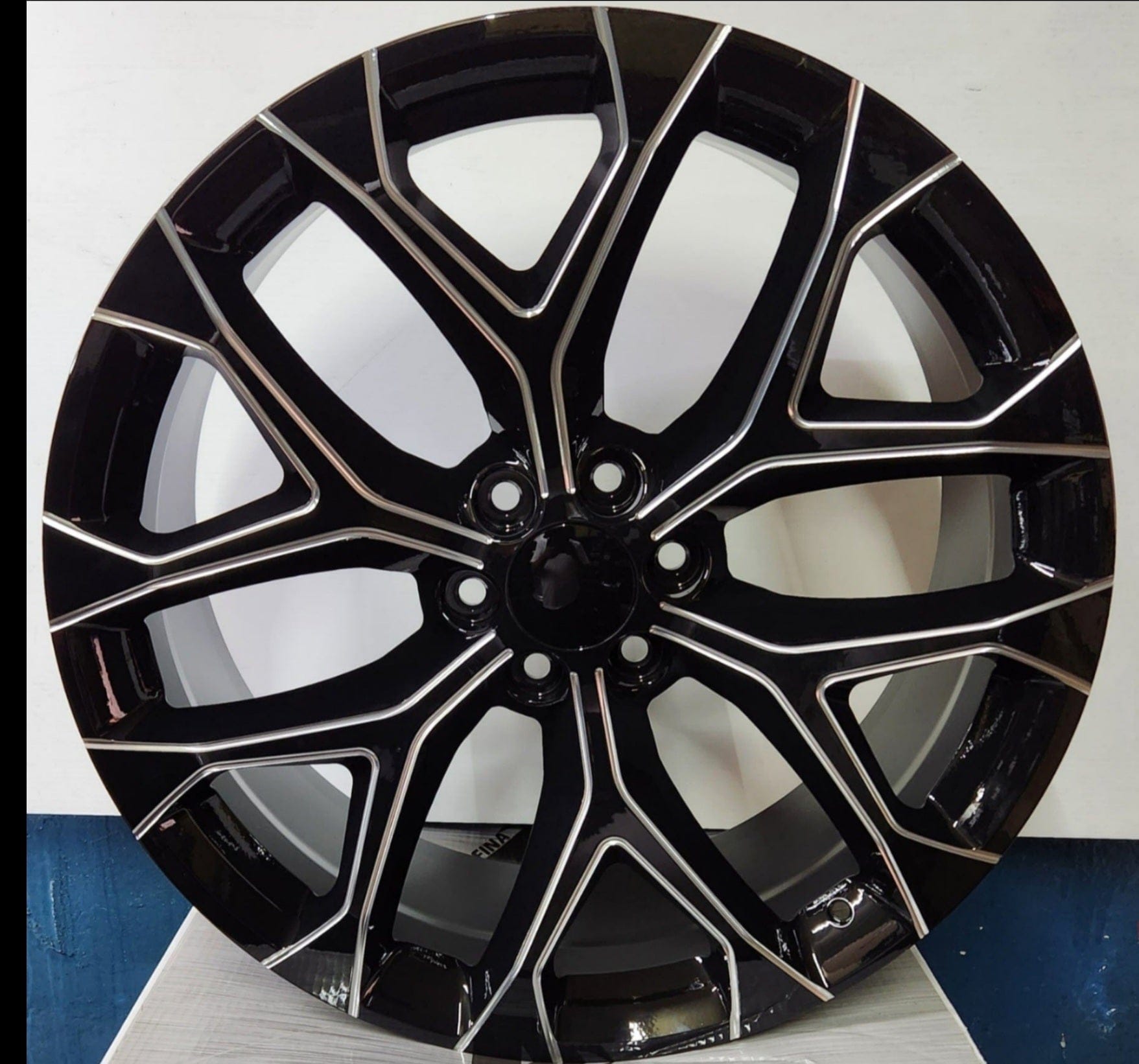 REP348 22X9.0 6X139.7 BLACK MILLED
