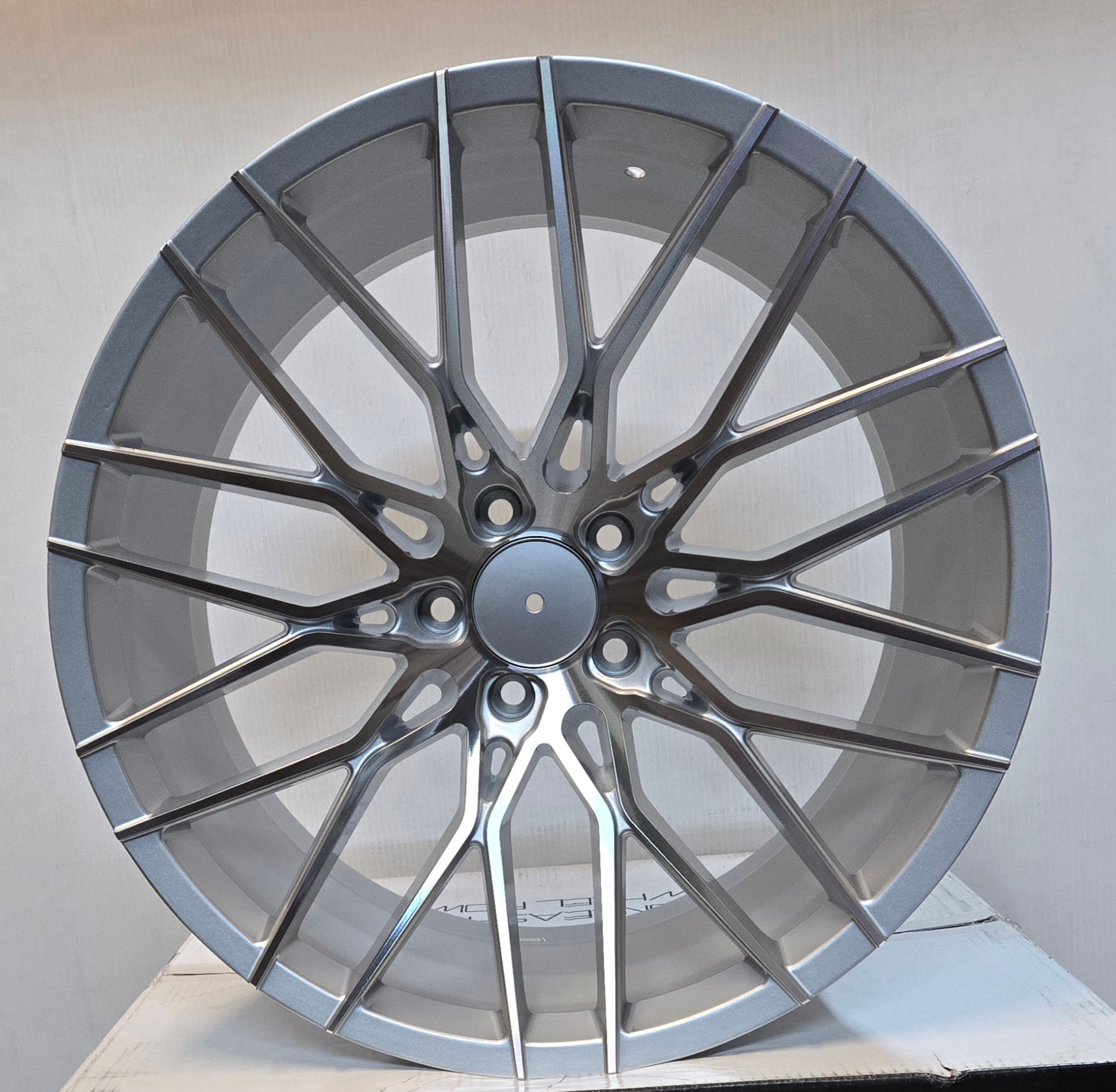FOYEE-10299 20X9.0 5X114.3 GLOSS SILVER MACHINED FACE