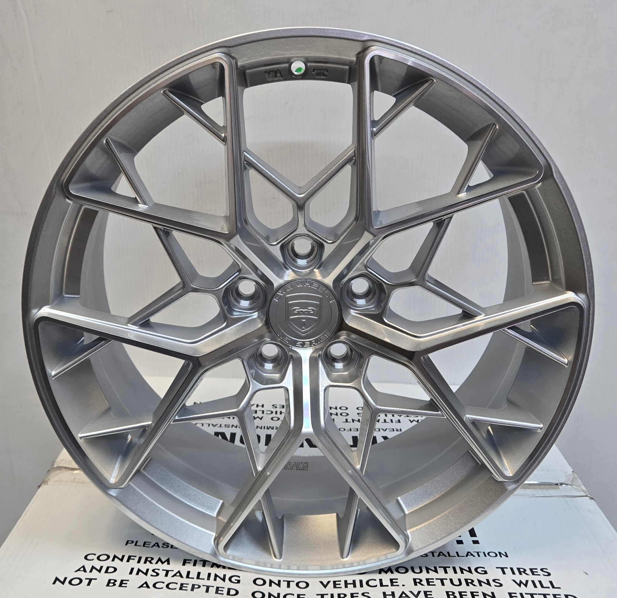 GWG NS2 18x8 BLANK SILVER