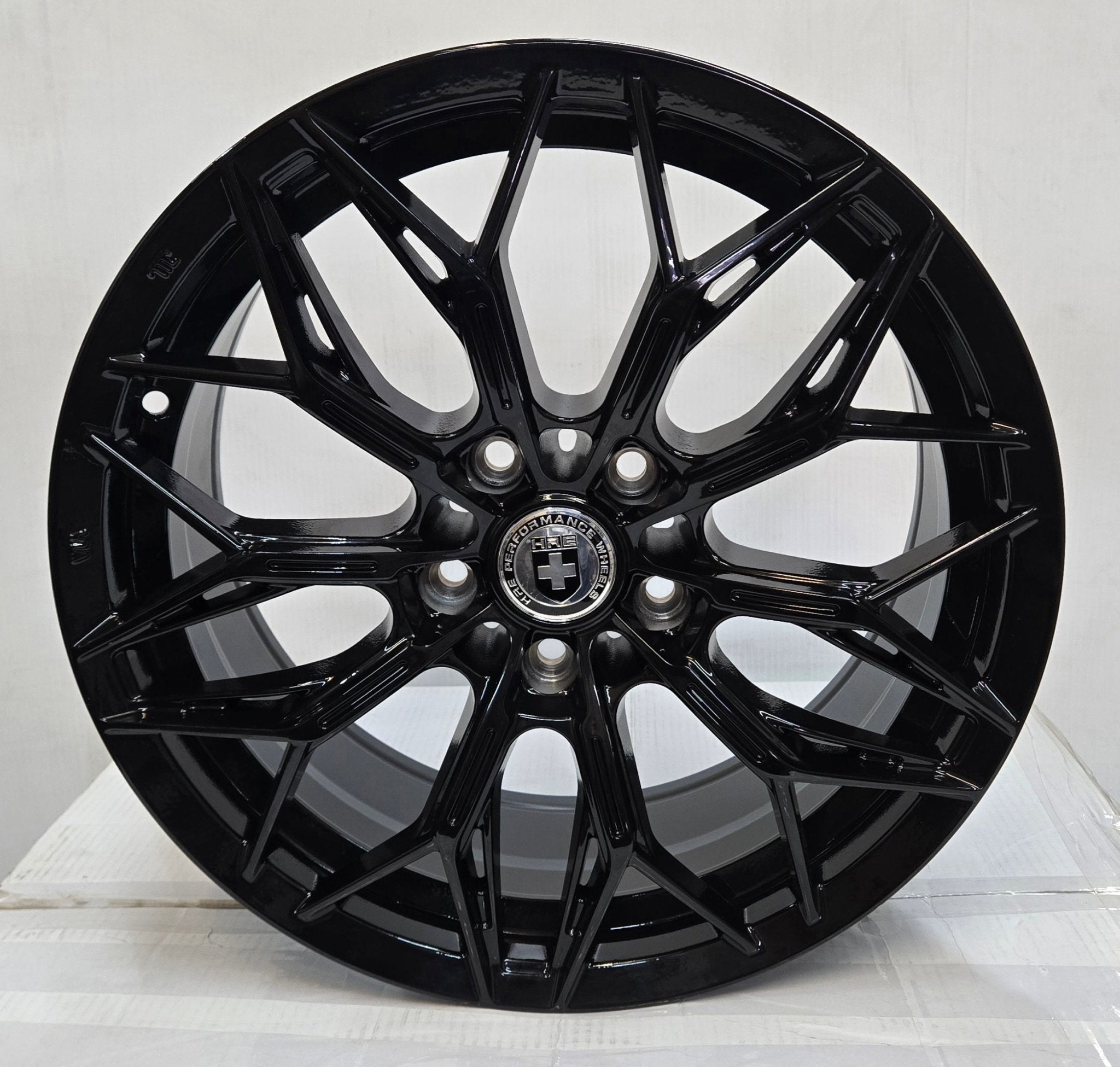 W171 17X7.5 5X114.3 GLOSS BLACK